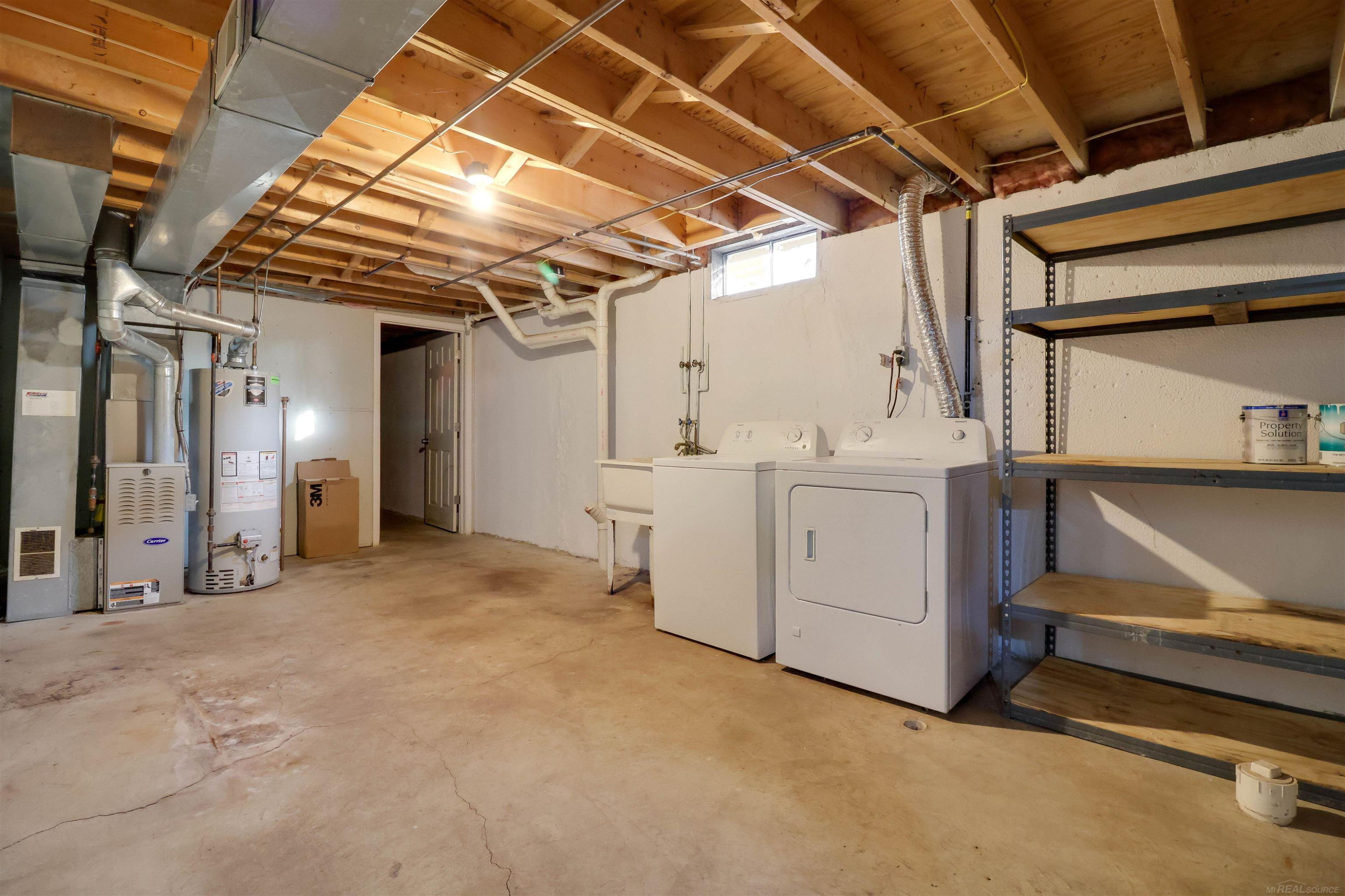 35080 Mabon Drive, Clinton Twp, MI 48035 — Photo 16