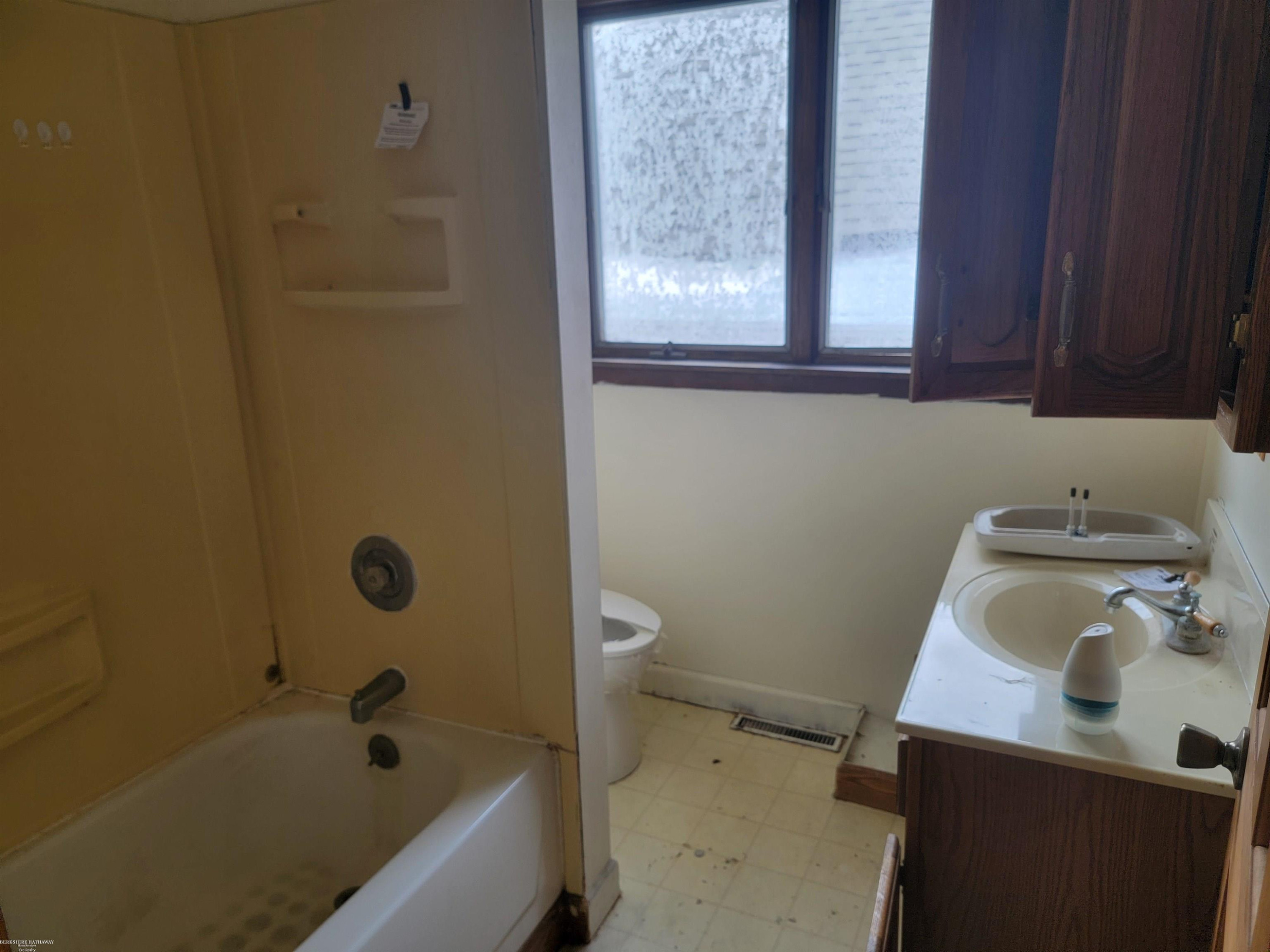 238 Buffalo Street, Bad Axe, MI 48413 — Photo 10