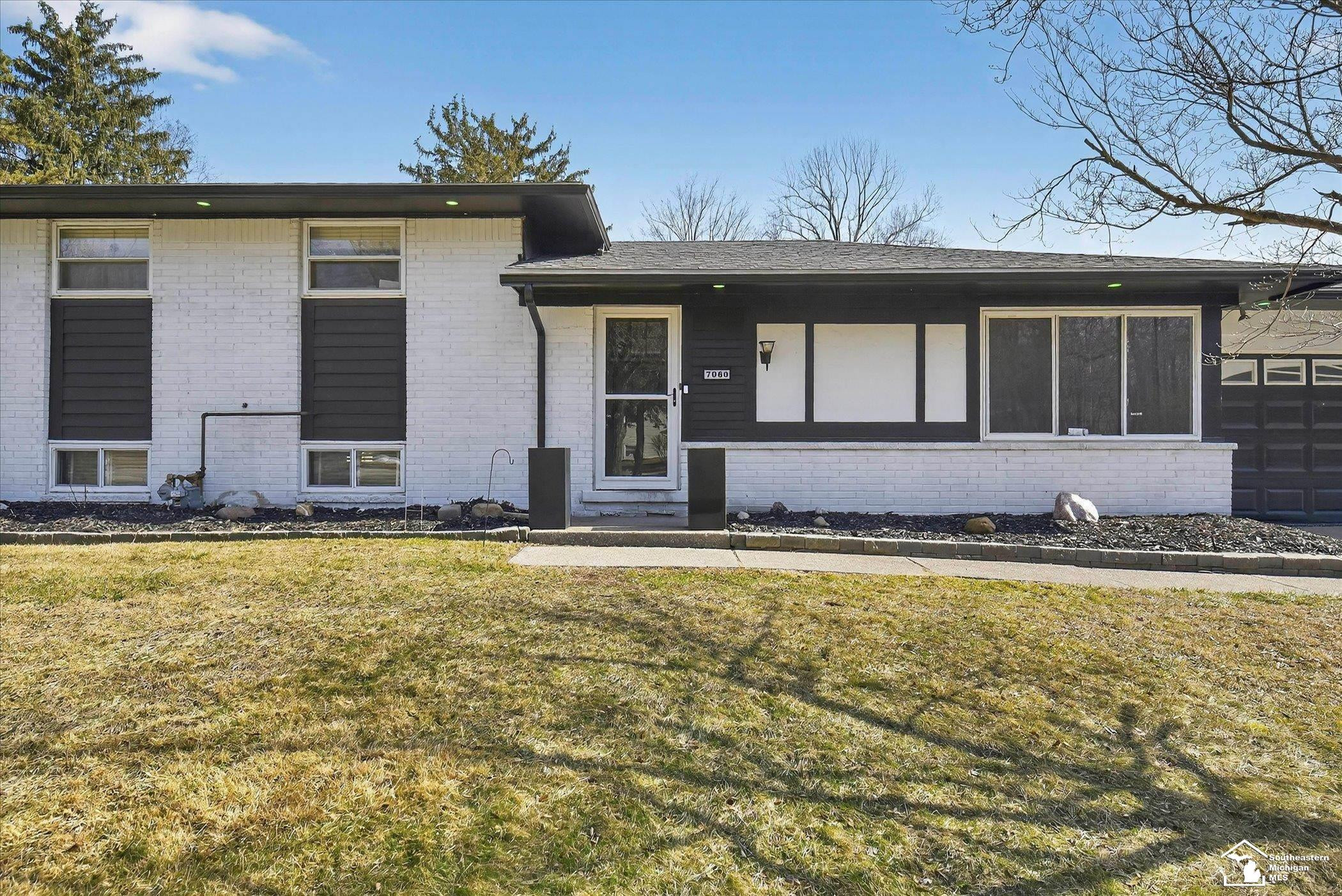 7060 Brookside Drive, Lambertville, MI 48144 — Photo 5