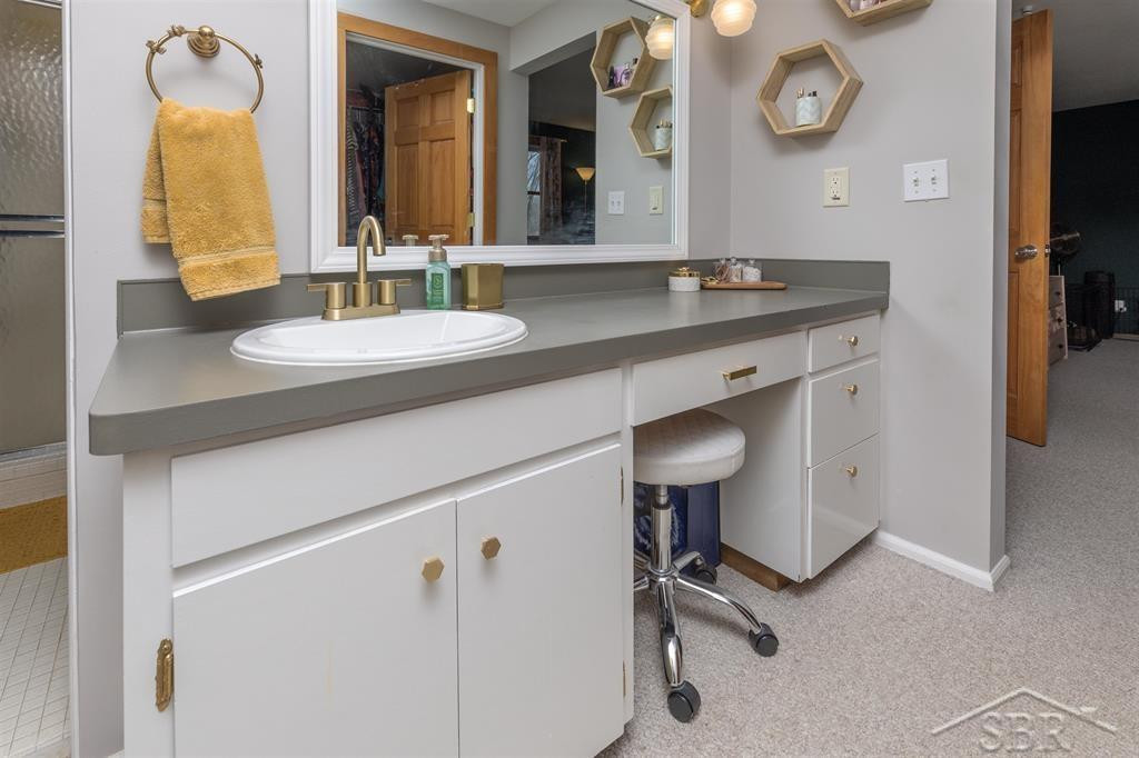 5711 Summerset Drive, Midland, MI 48640 — Photo 36