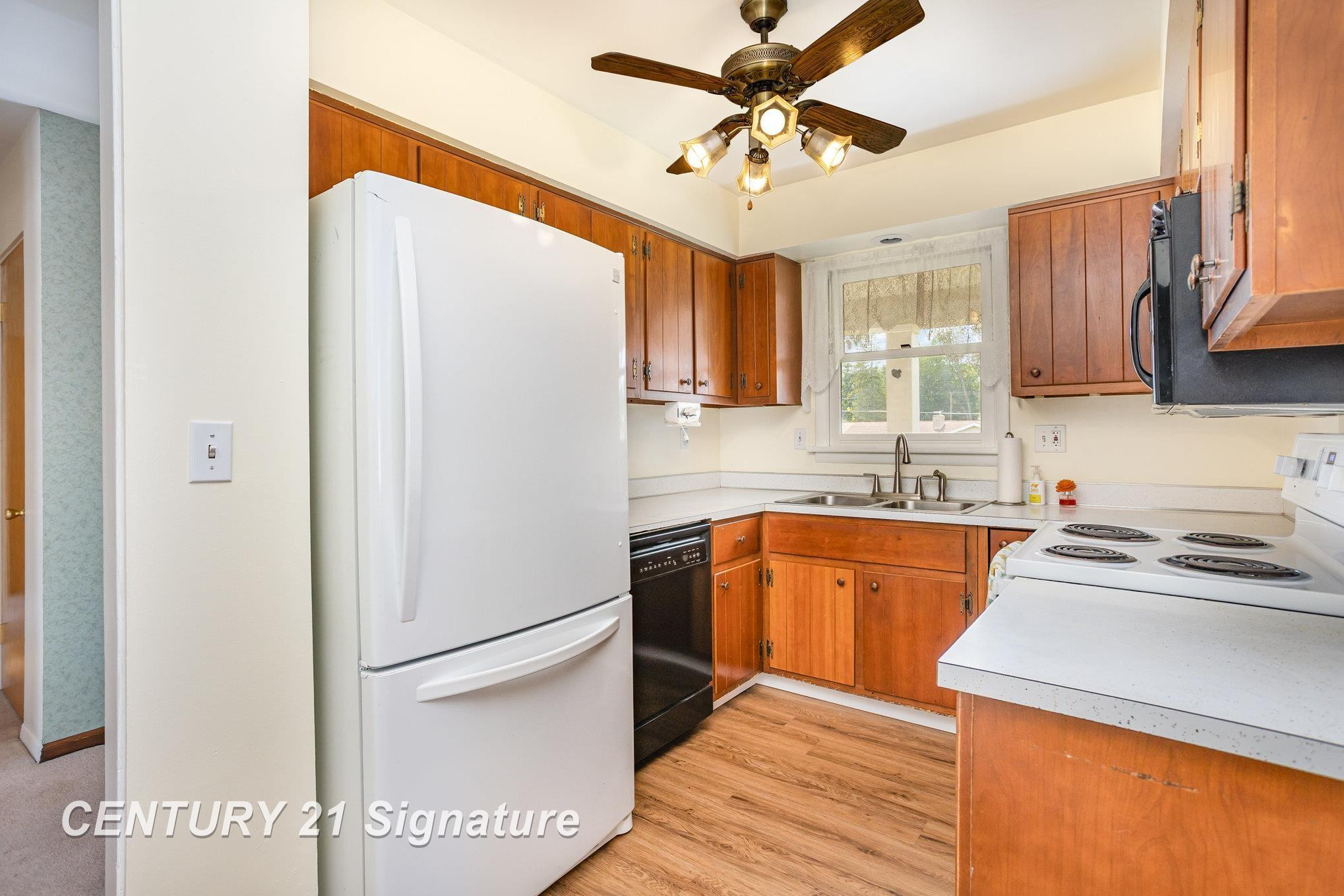 7830 Bonny Drive, Saginaw, MI 48609 — Photo 9
