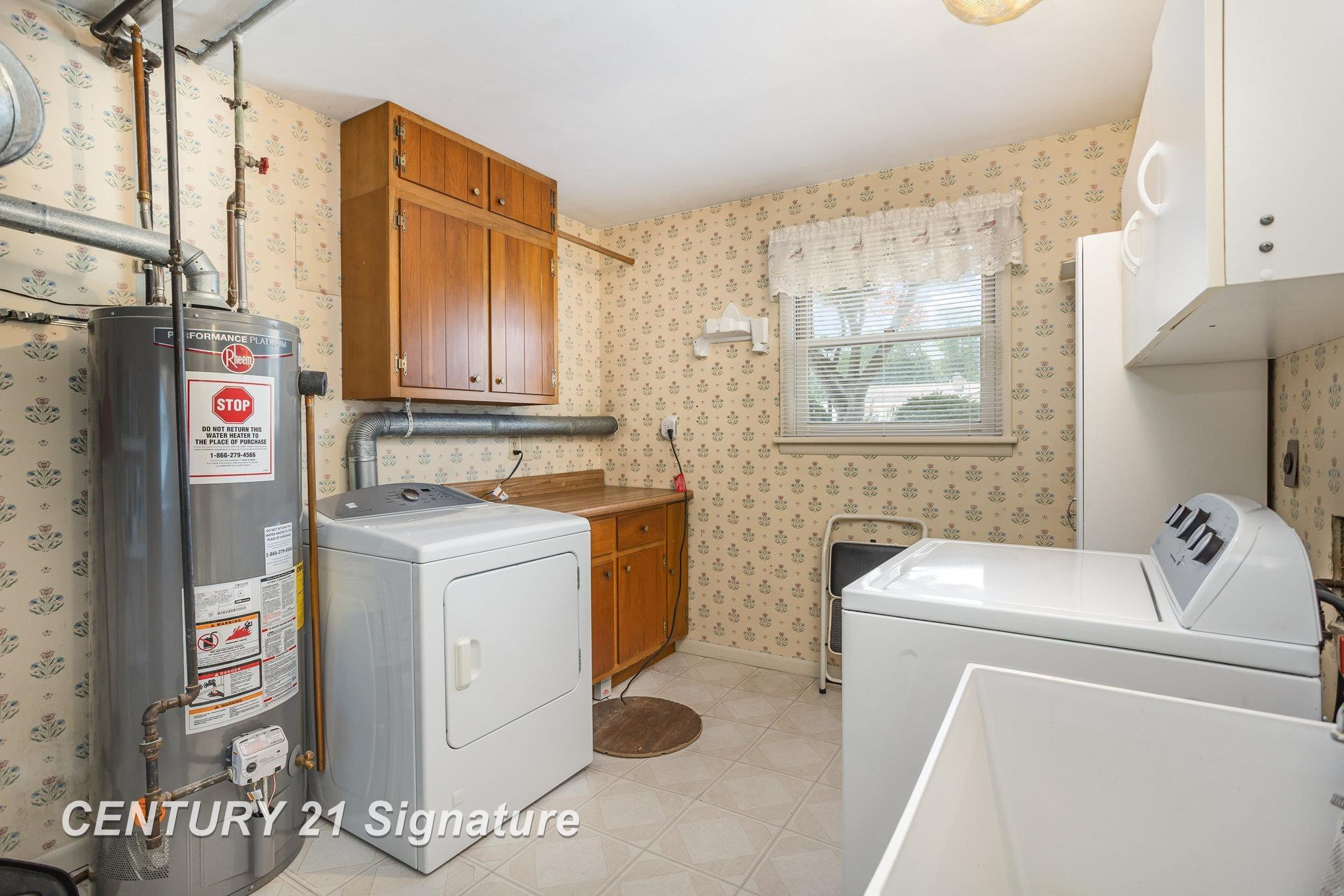7830 Bonny Drive, Saginaw, MI 48609 — Photo 21