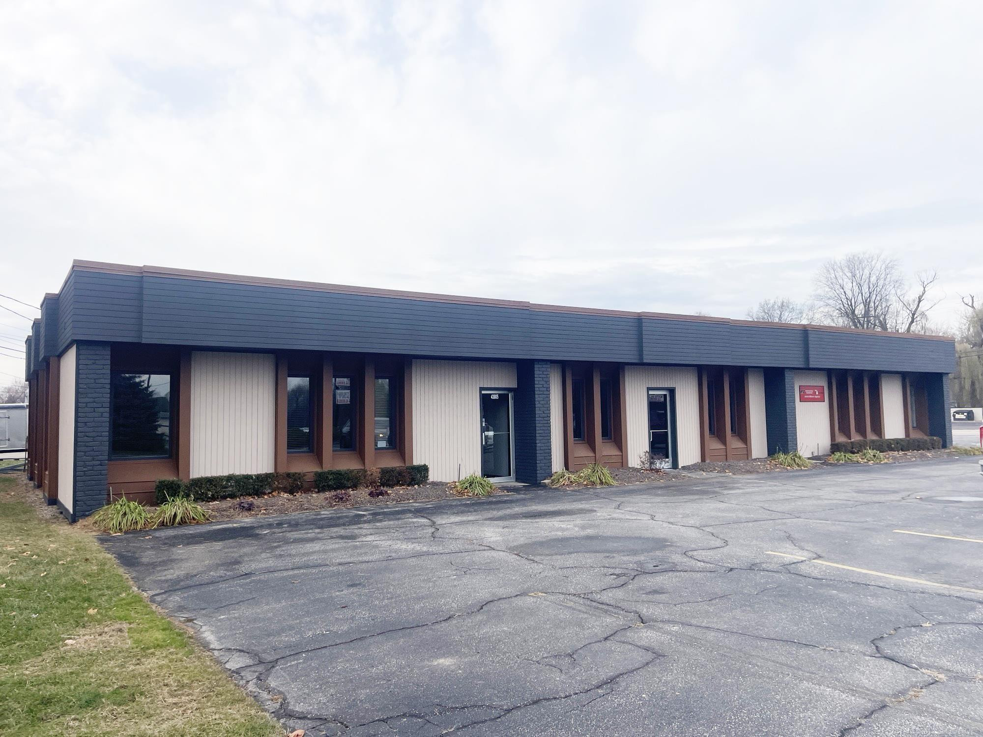43805 Van Dyke Avenue, Sterling Heights, MI 48314 — front exterior