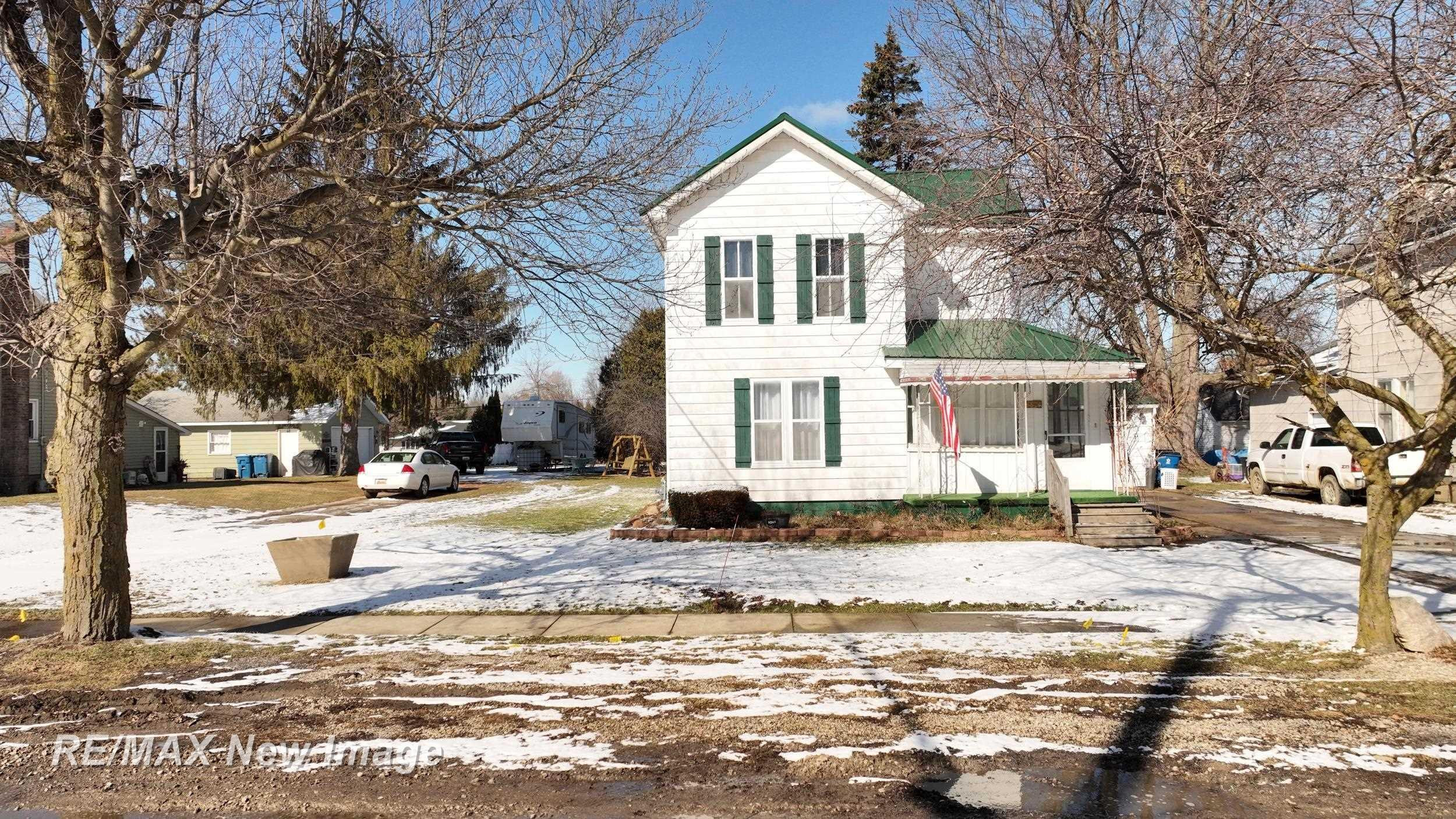 4814 Center Street, Millington, MI 48746 — front exterior