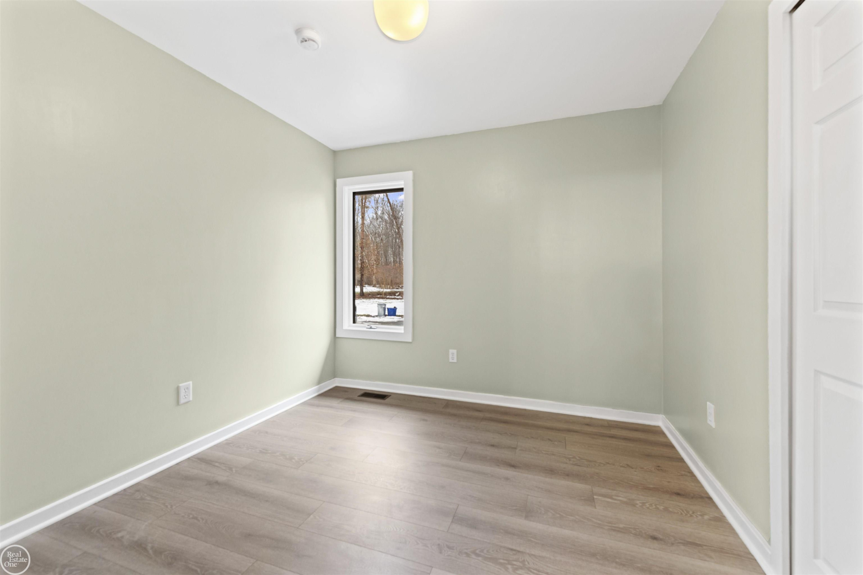 2710 Evergreen Lane, Port Huron, MI 48060 — Photo 20