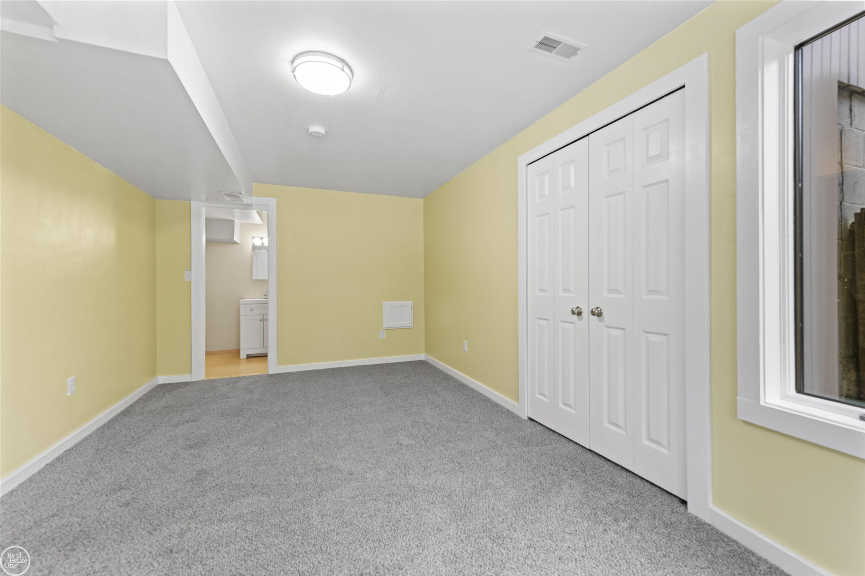 2710 Evergreen Lane, Port Huron, MI 48060 — Photo 26