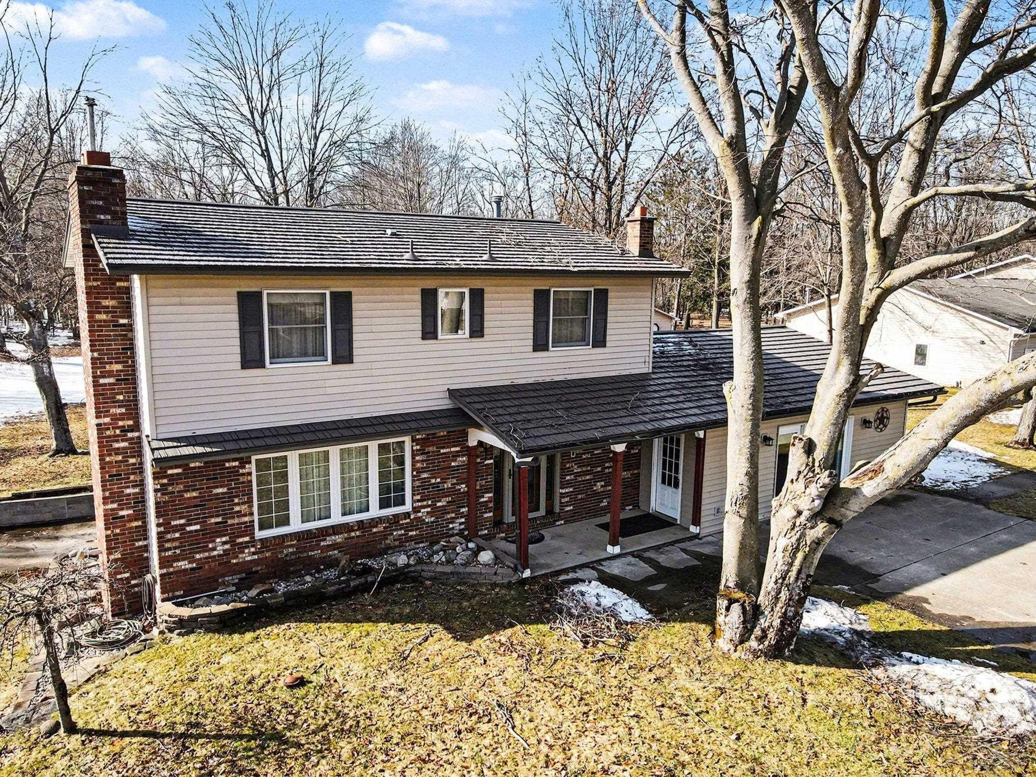 10200 S Lake Station Avenue, Clare, MI 48632 — Photo 2