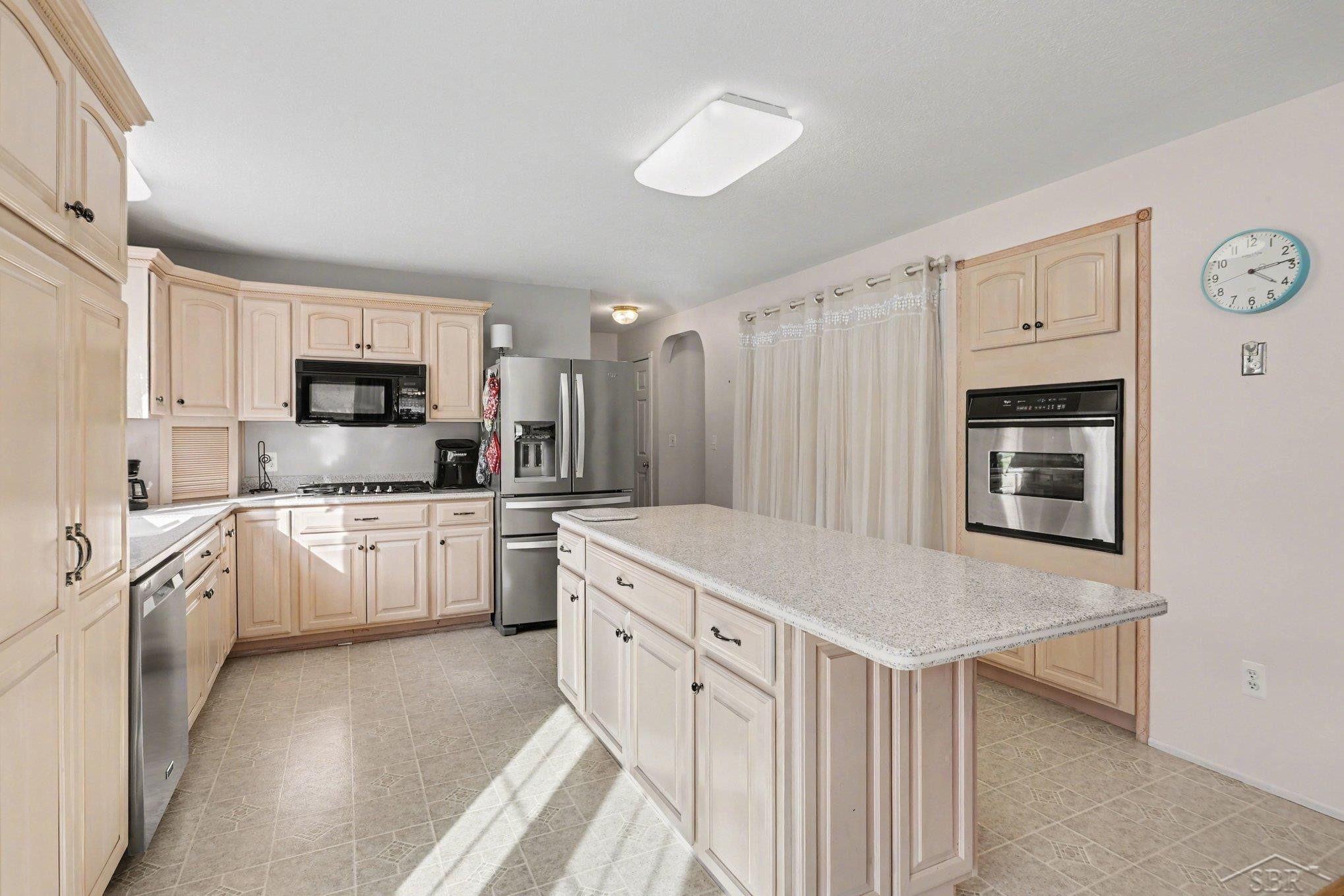 10200 S Lake Station Avenue, Clare, MI 48632 — Photo 4