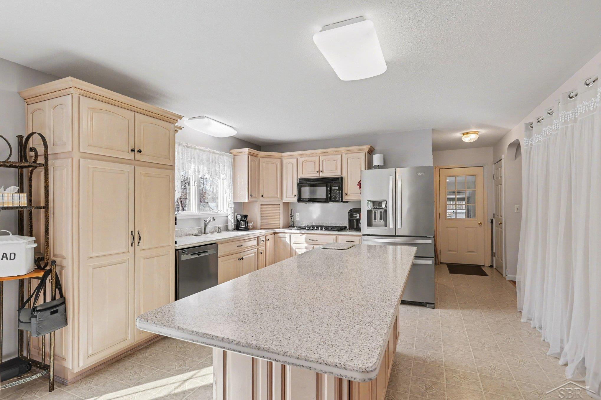 10200 S Lake Station Avenue, Clare, MI 48632 — Photo 5