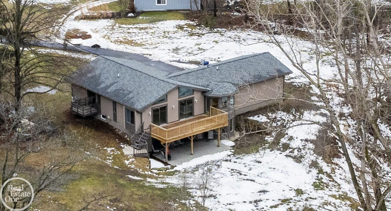 2710 Evergreen Lane, Port Huron, MI 48060 — Photo 33