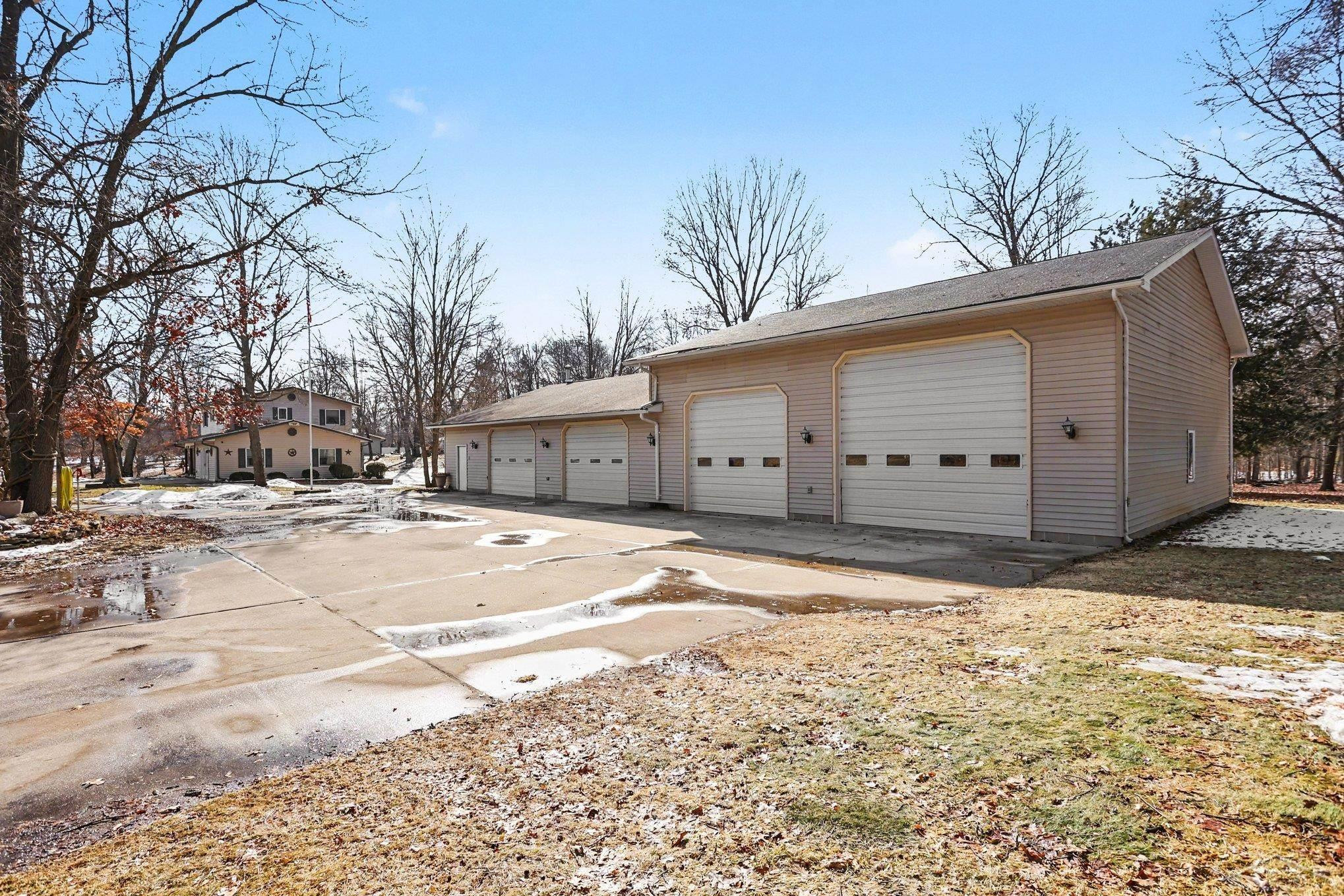 10200 S Lake Station Avenue, Clare, MI 48632 — Photo 34