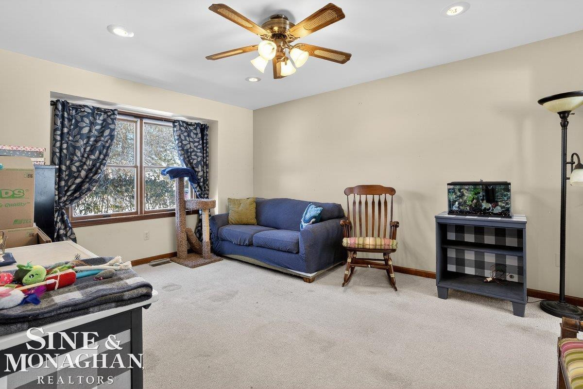 745 Victorian Woods Court, Marysville, MI 48040 — Photo 13