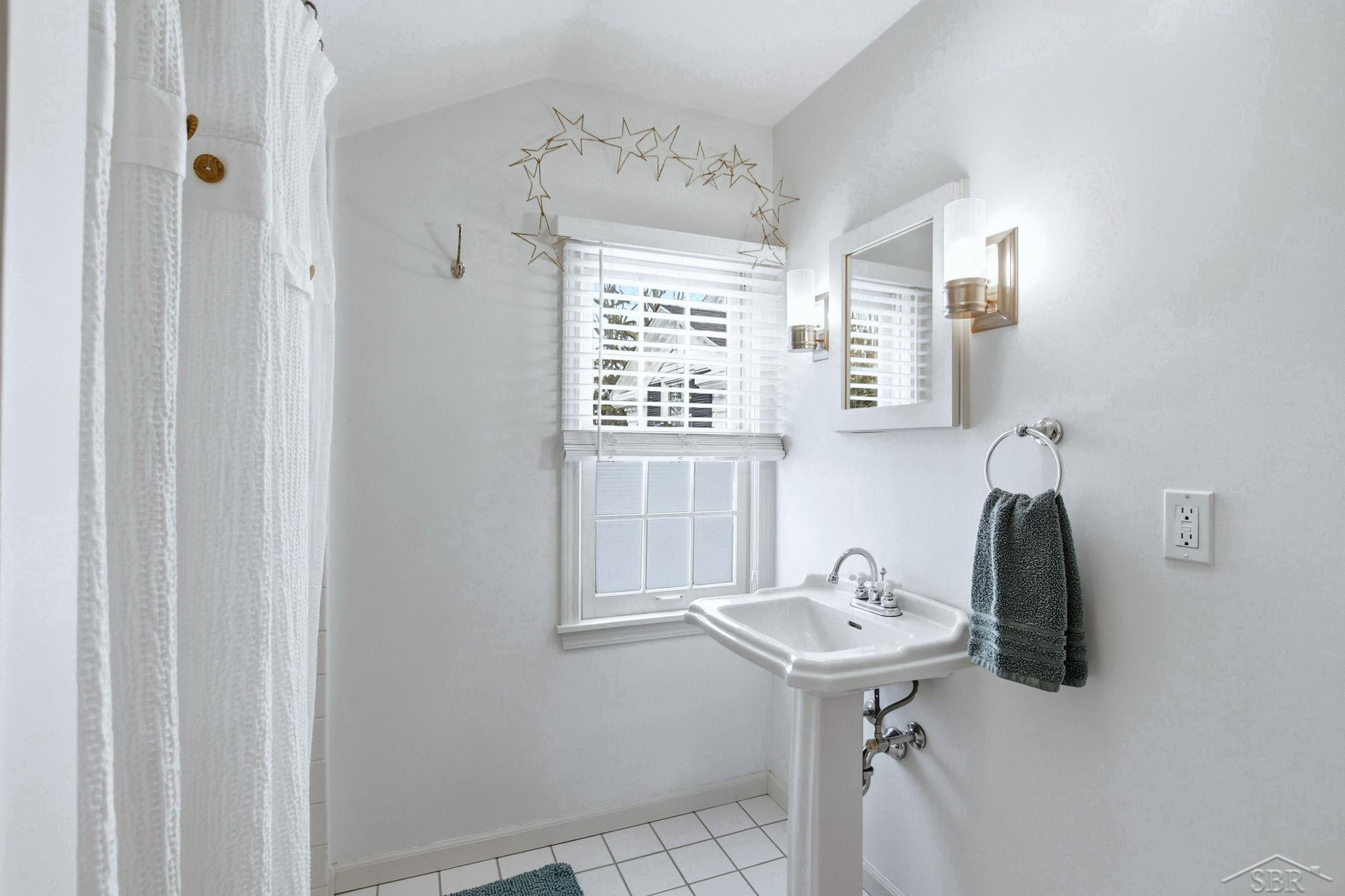 139 Carroll Boulevard, Bay City, MI 48708 — Photo 42