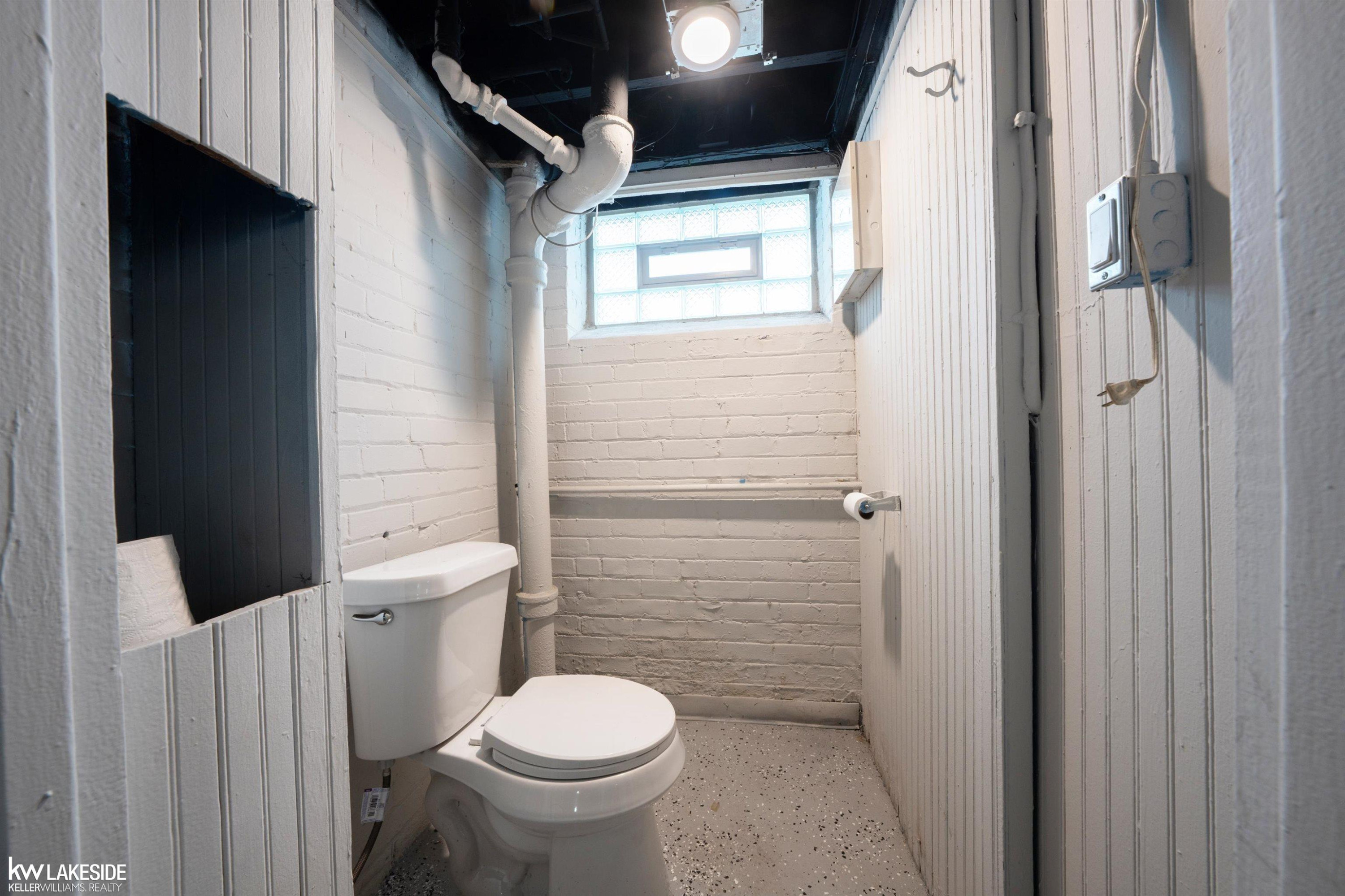 14054 Woodmont Avenue, Detroit, MI 48227 — Photo 41
