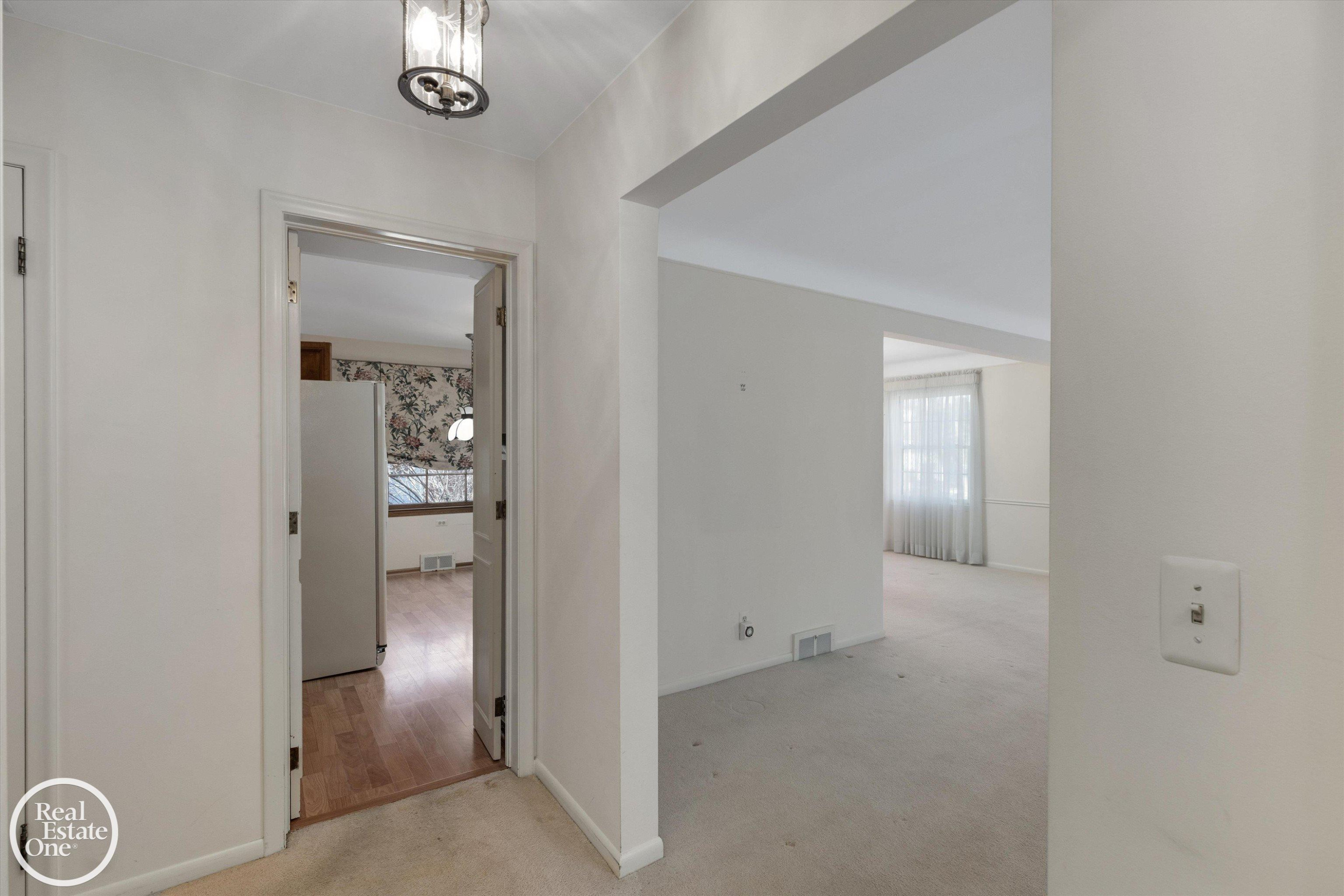 785 Barrington Road, Grosse Pointe Park, MI 48230 — Photo 5