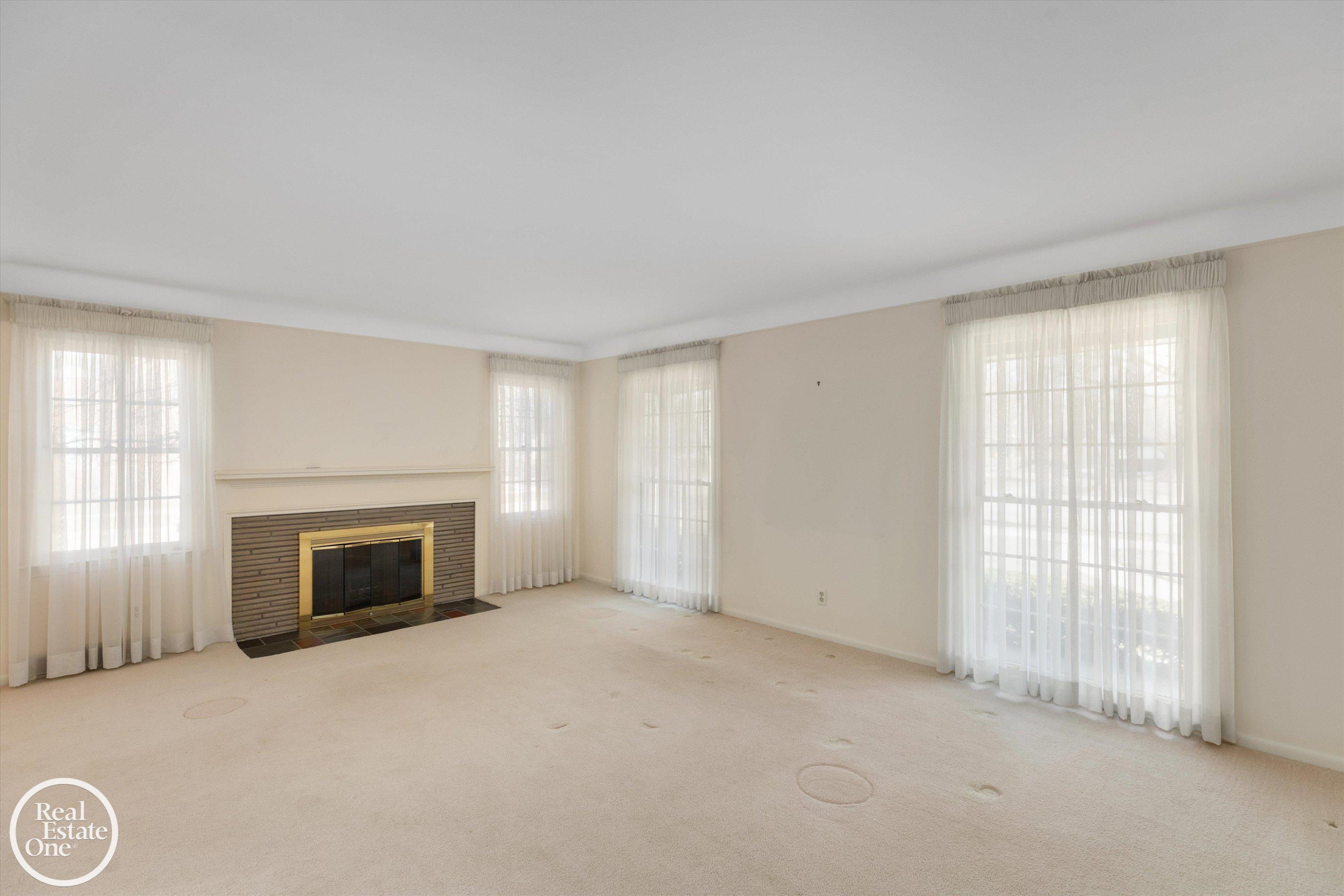 785 Barrington Road, Grosse Pointe Park, MI 48230 — Photo 6