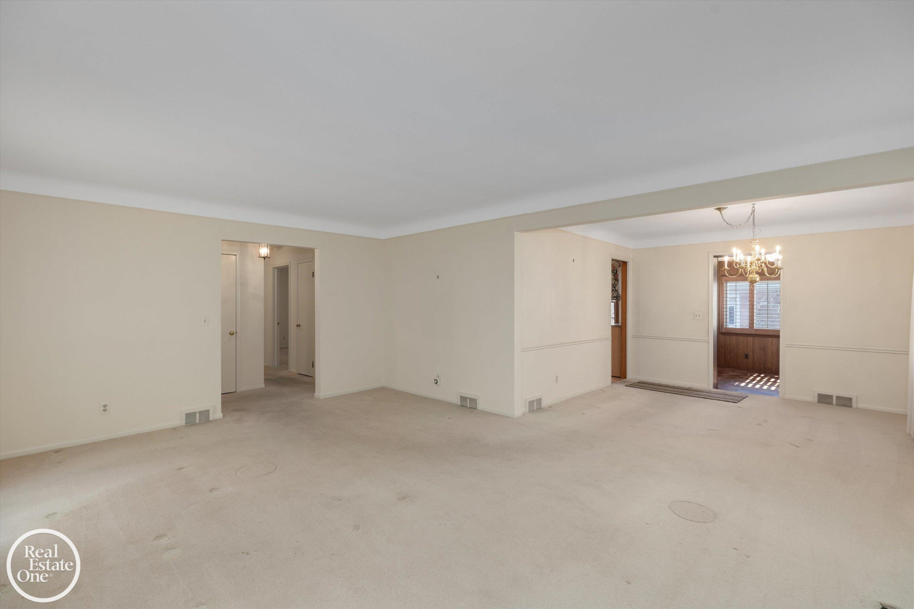 785 Barrington Road, Grosse Pointe Park, MI 48230 — Photo 8