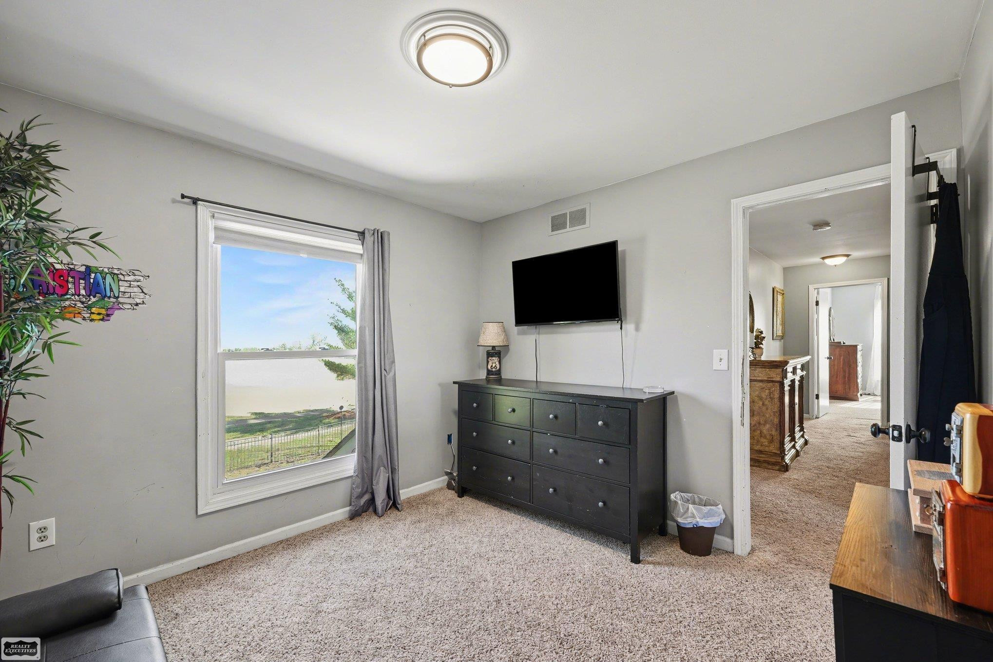 48088 Greenbriar Drive, Macomb, MI 48044 — Photo 23