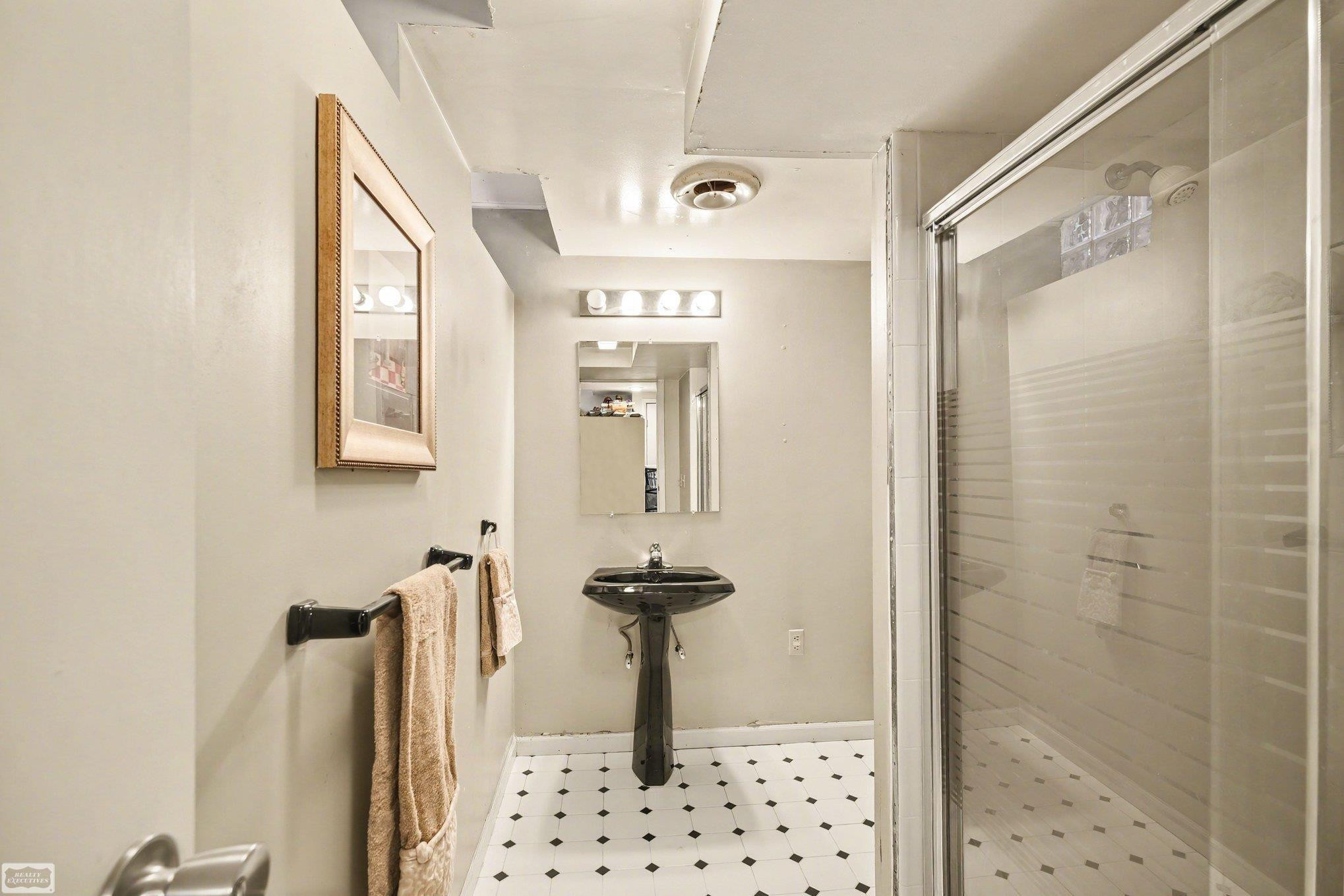48088 Greenbriar Drive, Macomb, MI 48044 — Photo 24