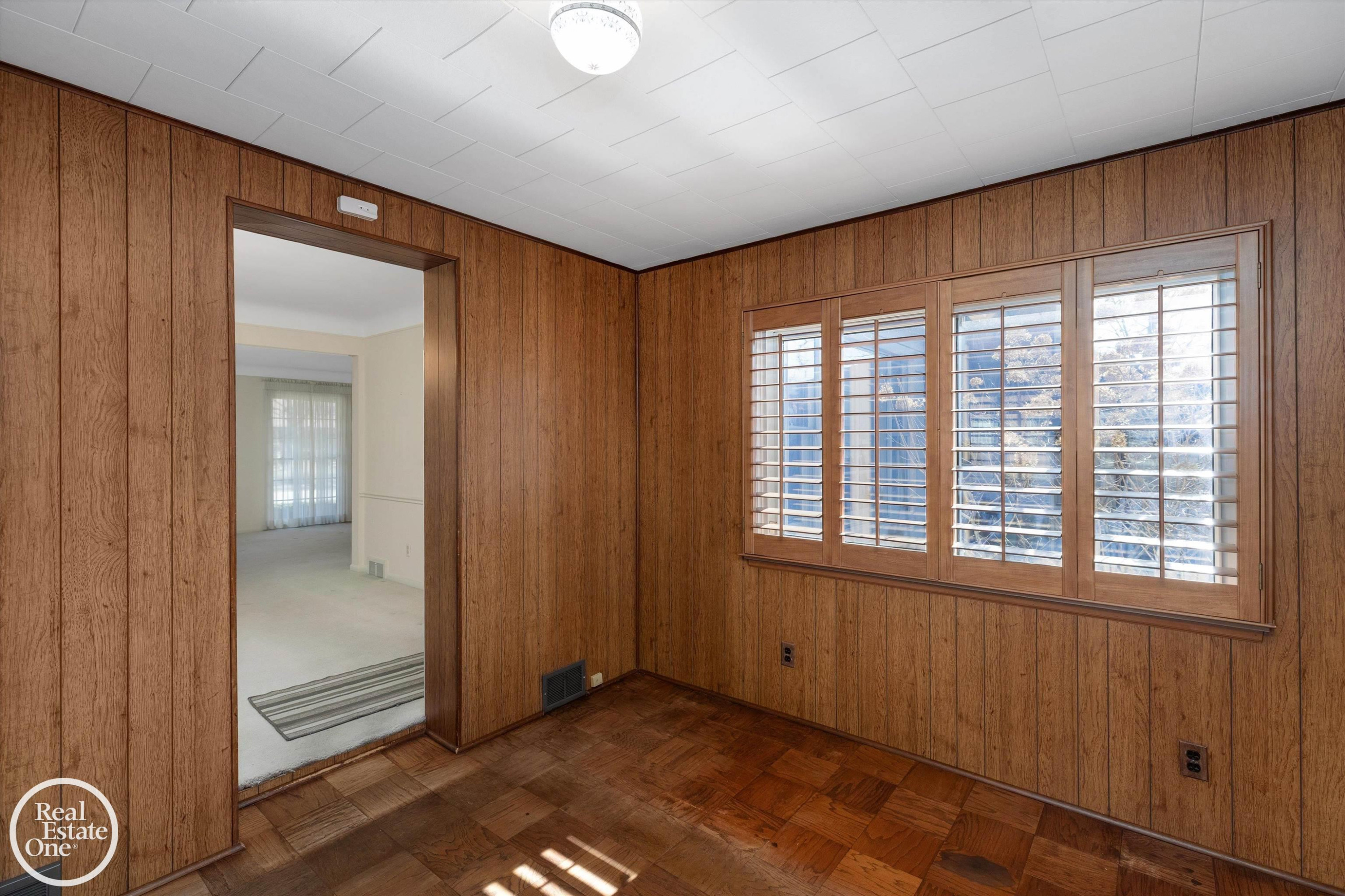 785 Barrington Road, Grosse Pointe Park, MI 48230 — Photo 11