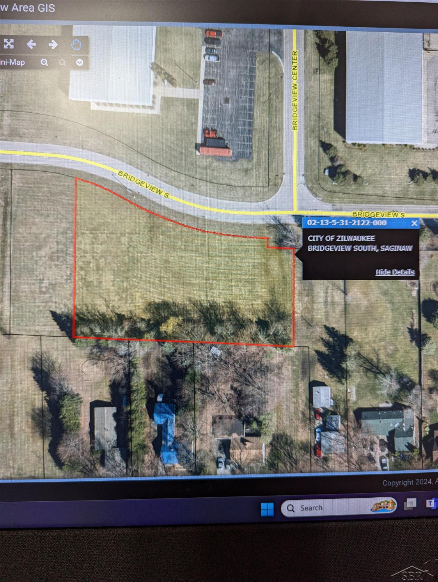 S Bridgeview Road, Saginaw, MI 48604