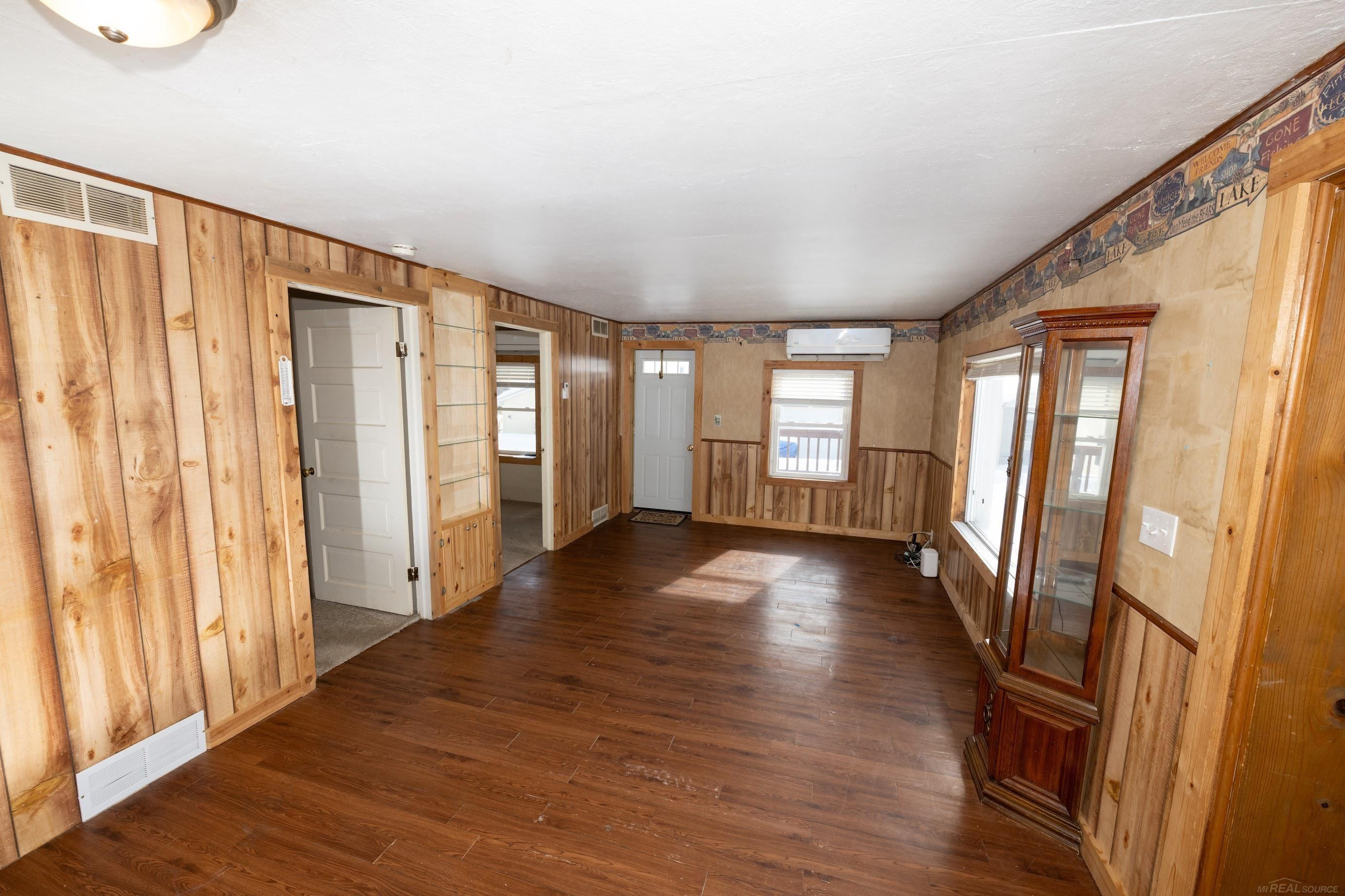 6266 10th Street, Twin Lake, MI 49457 — Photo 2