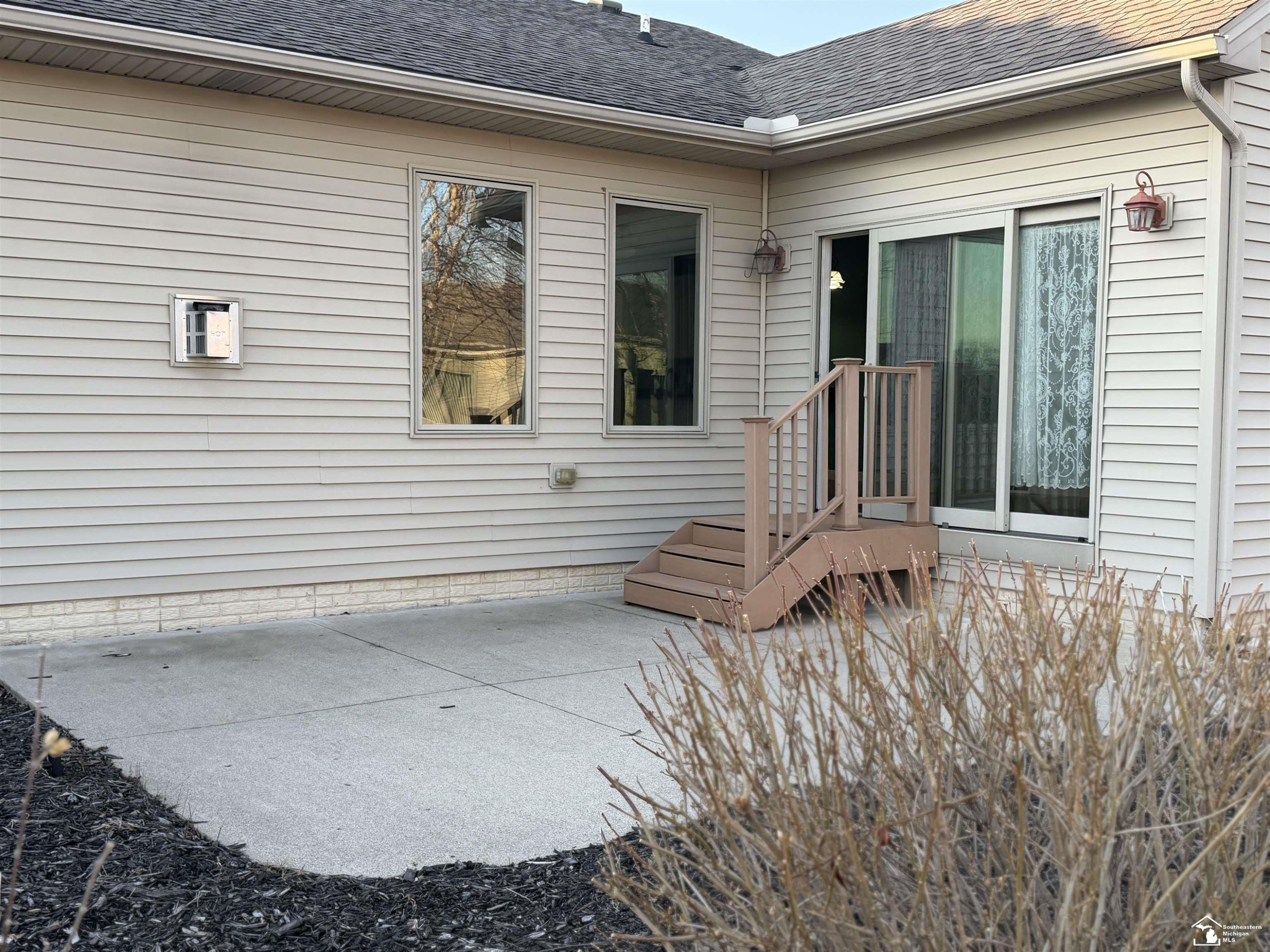 568 Rose Crest Boulevard, Monroe, MI 48162 — Photo 17