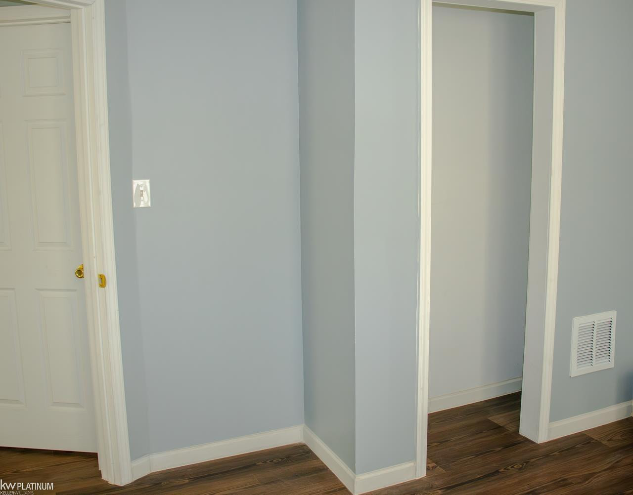 11835 Sanford Street, Detroit, MI 48205 — Photo 11