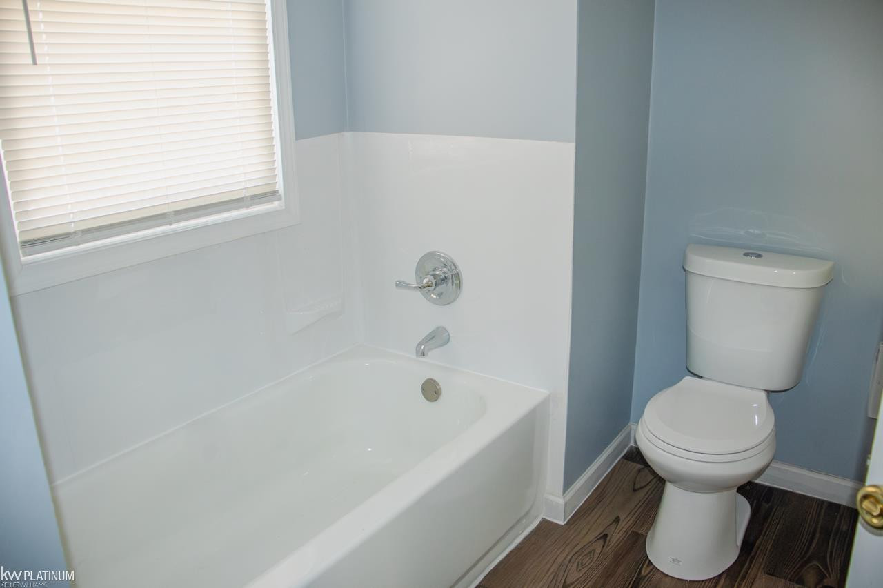 11835 Sanford Street, Detroit, MI 48205 — Photo 17