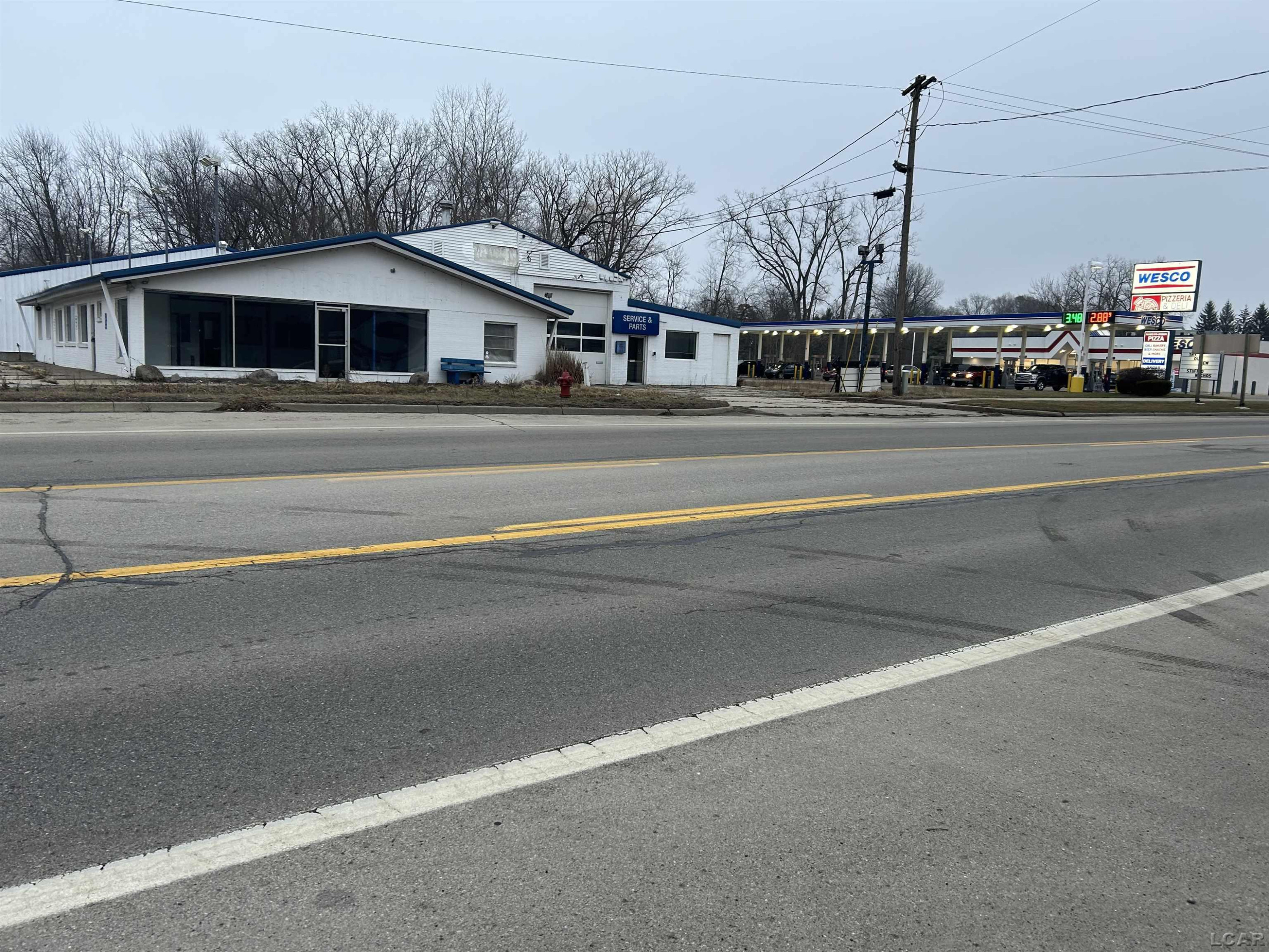10405 Brooklyn Road, Brooklyn, MI 49230