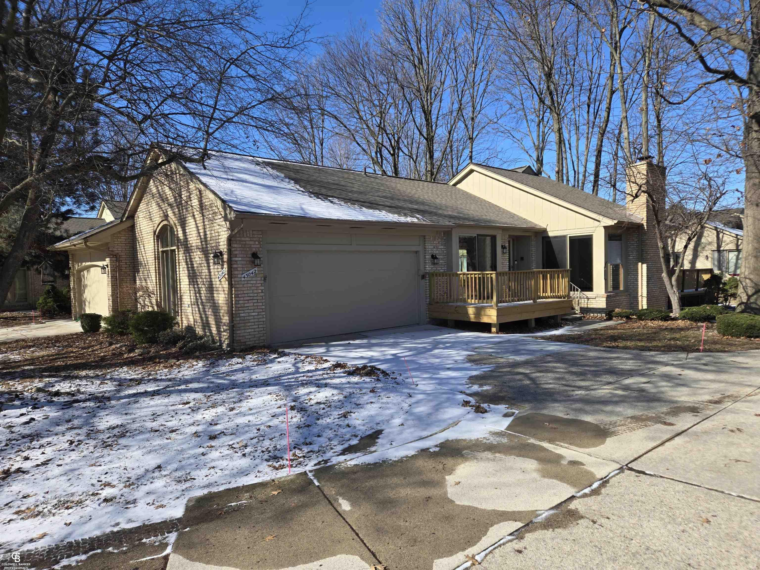 43042 W Kirkwood Drive, Clinton Twp, MI 48038 — front exterior