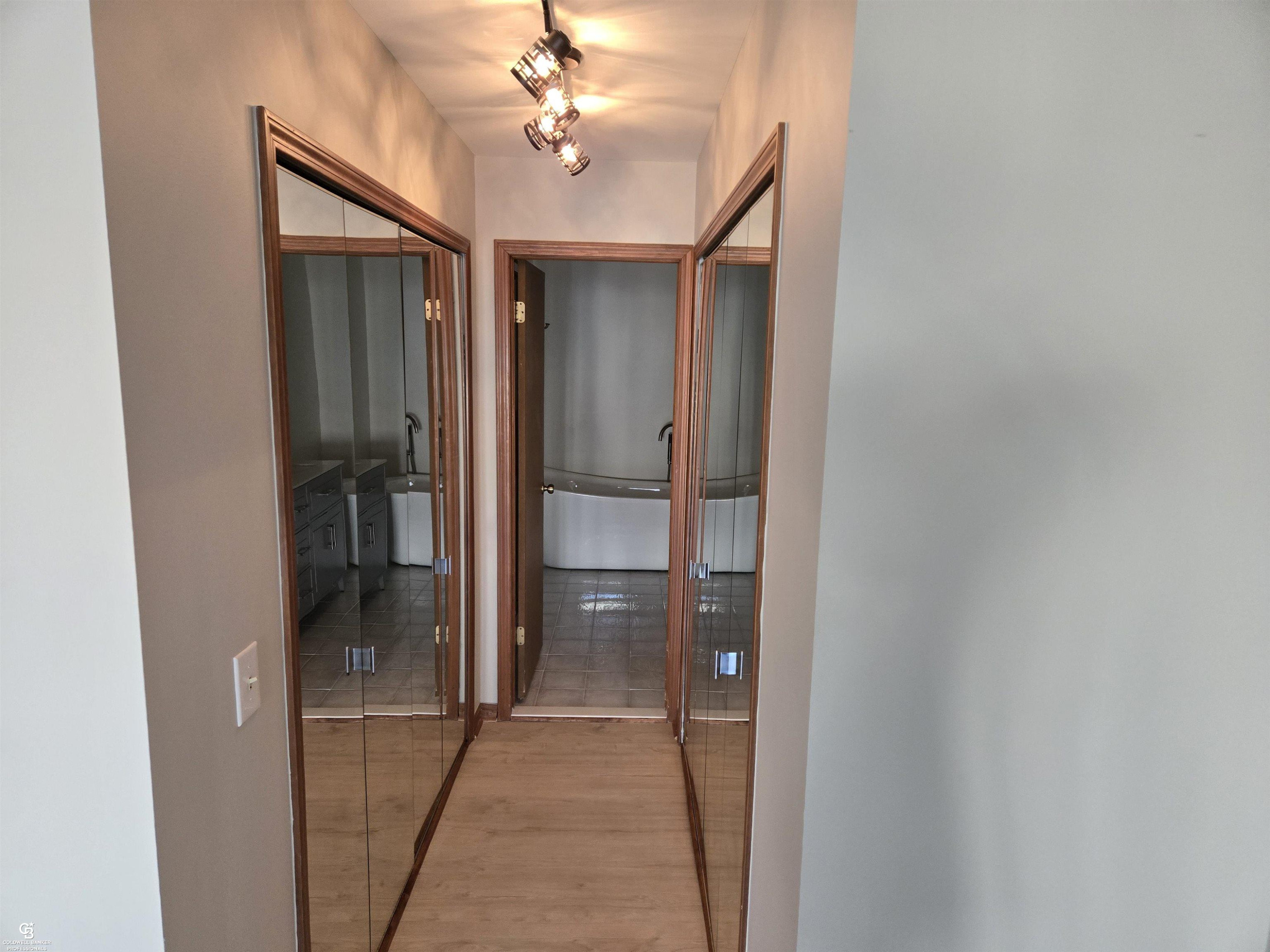 43042 W Kirkwood Drive, Clinton Twp, MI 48038 — Photo 17