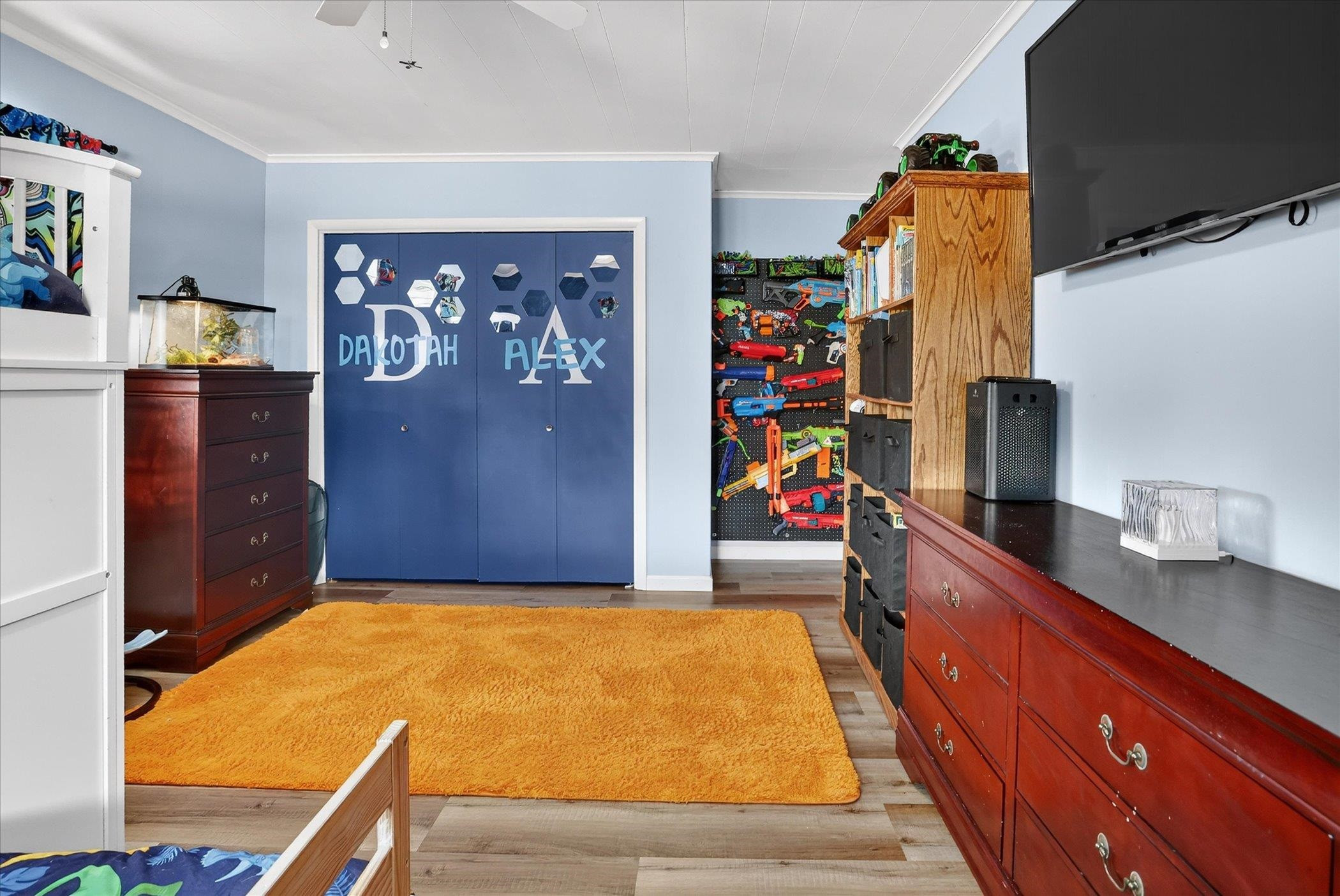 2138 E Whittemore Avenue, Burton, MI 48529 — Photo 27