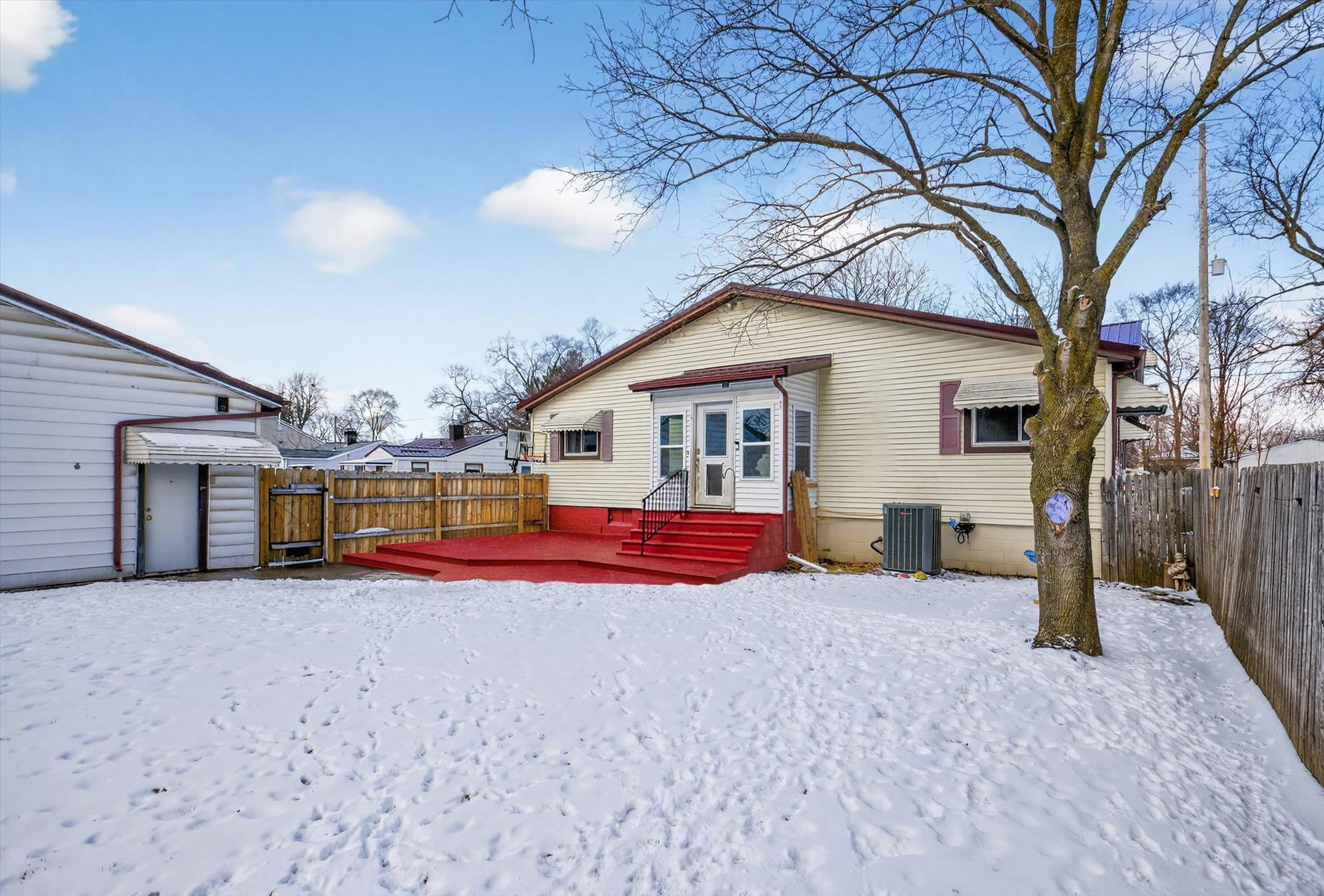 2138 E Whittemore Avenue, Burton, MI 48529 — Photo 44