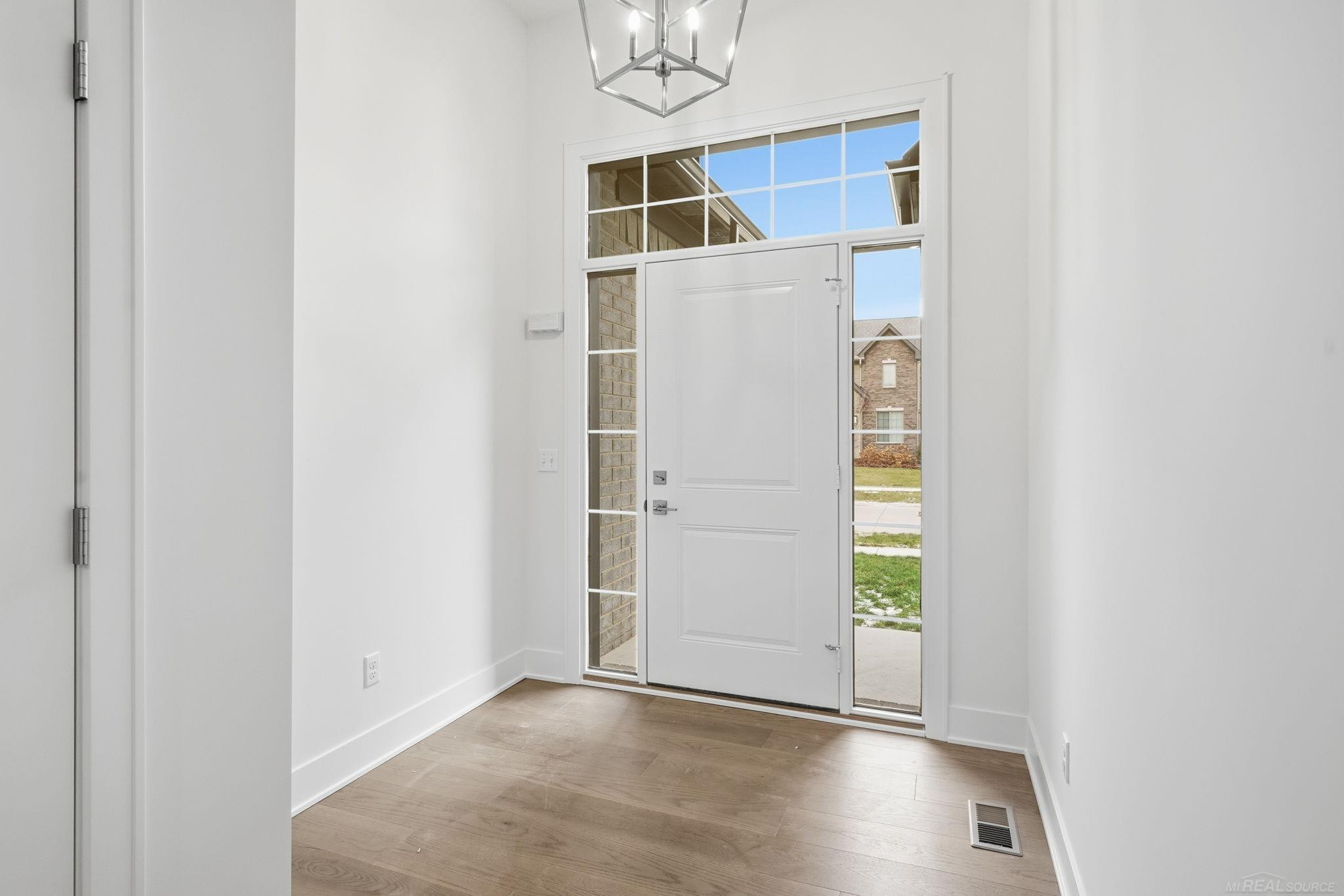 49259 Langford Drive, Macomb, MI 48044 — Photo 3
