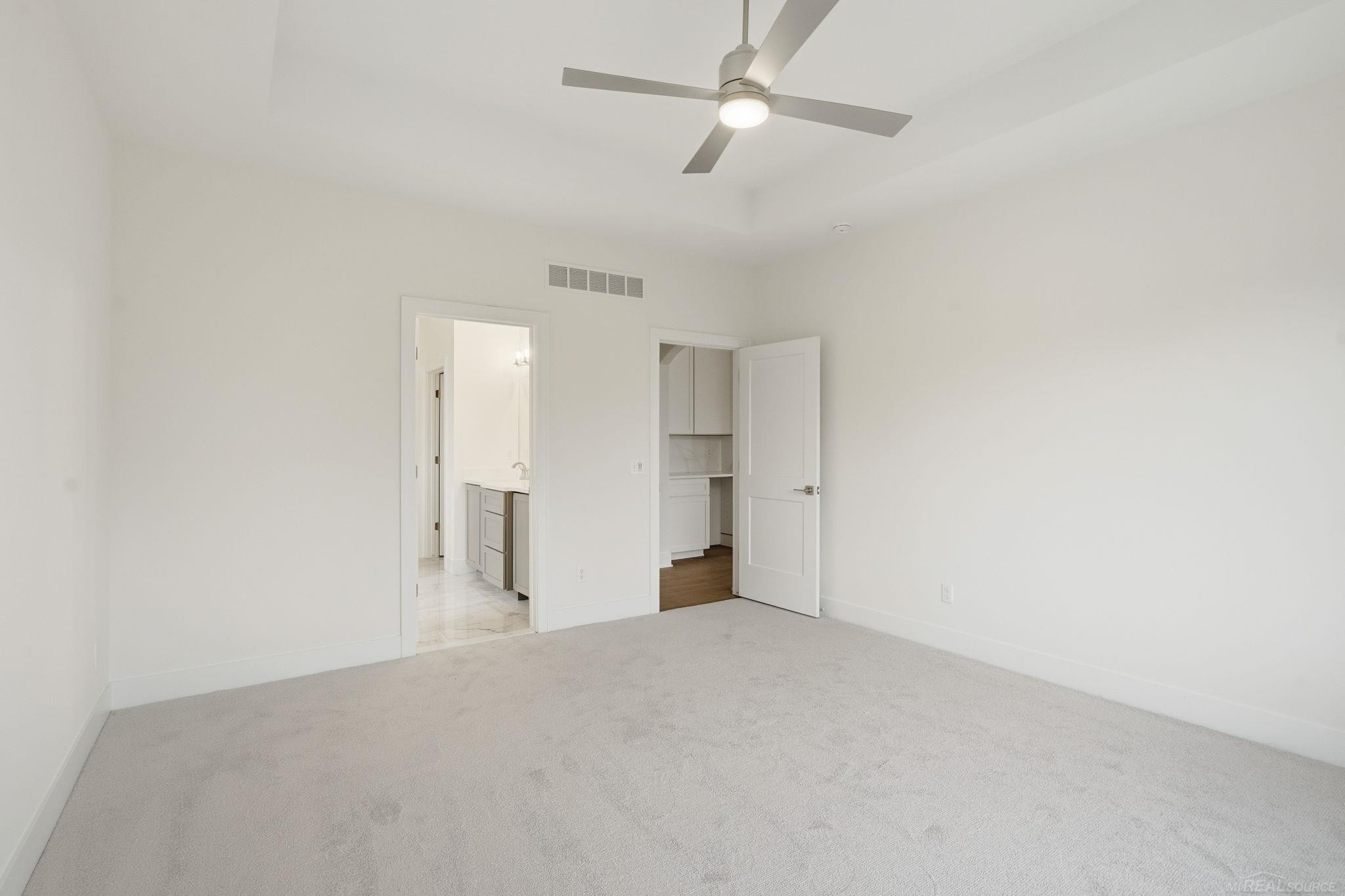 49259 Langford Drive, Macomb, MI 48044 — Photo 8