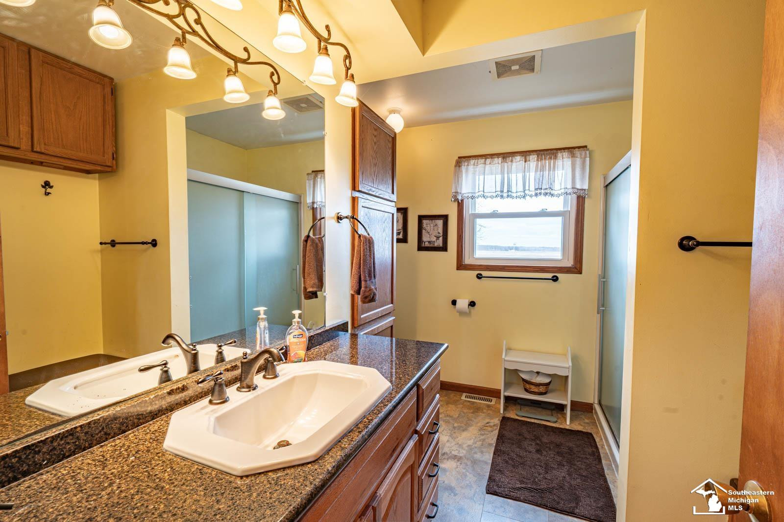 330 E Rauch Road, Temperance, MI 48182 — Photo 27