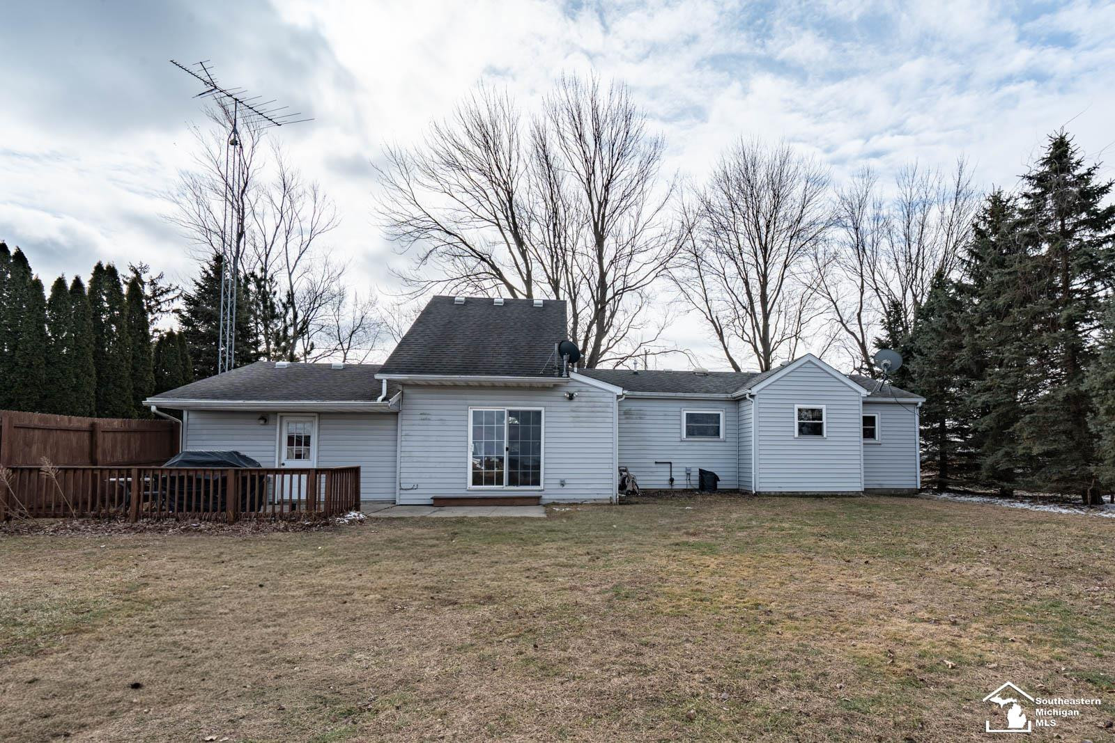 330 E Rauch Road, Temperance, MI 48182 — Photo 31