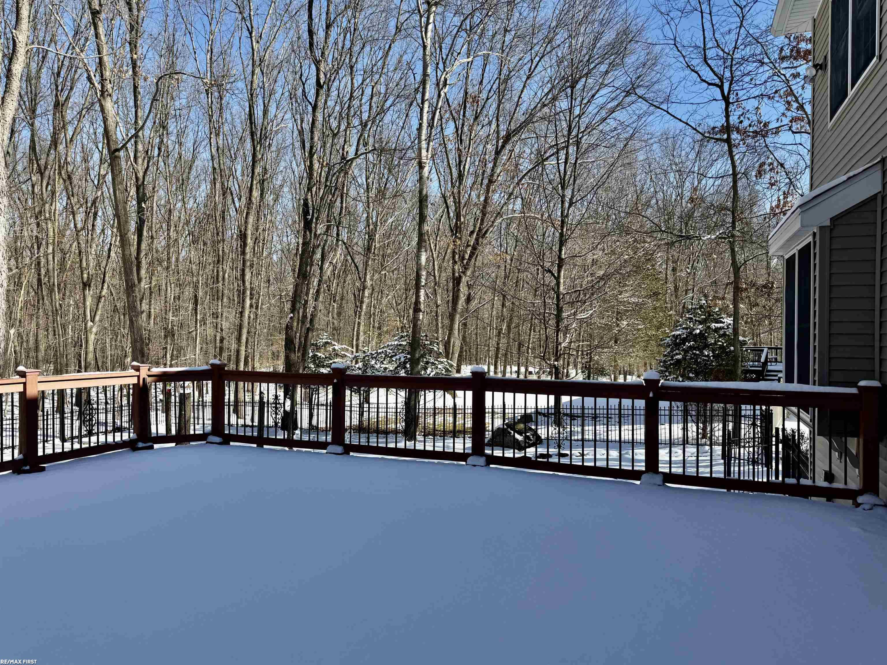 2118 Pine Bluffs Court, Highland, MI — Photo 8