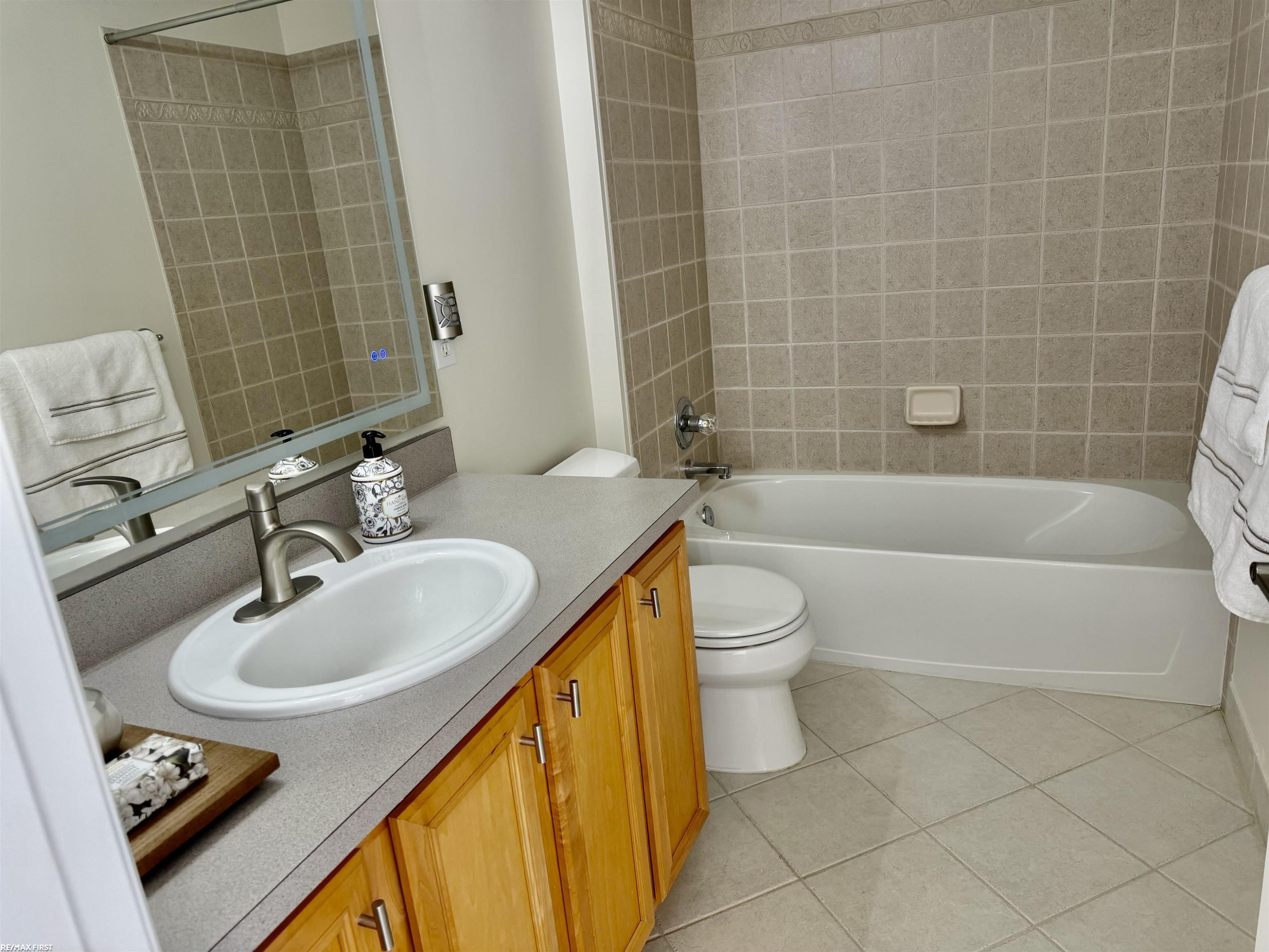 2118 Pine Bluffs Court, Highland, MI — Photo 50