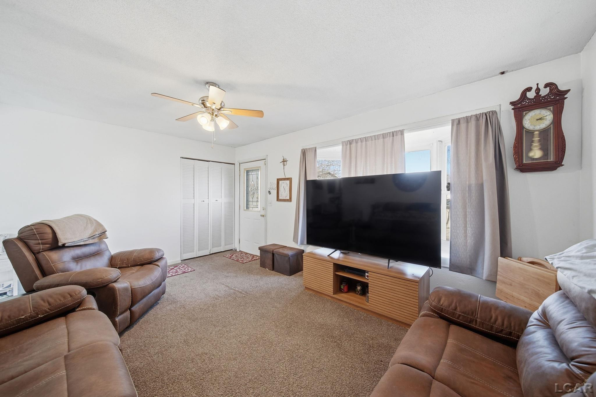 107 Renfrew Avenue, Adrian, MI 49221 — Photo 5