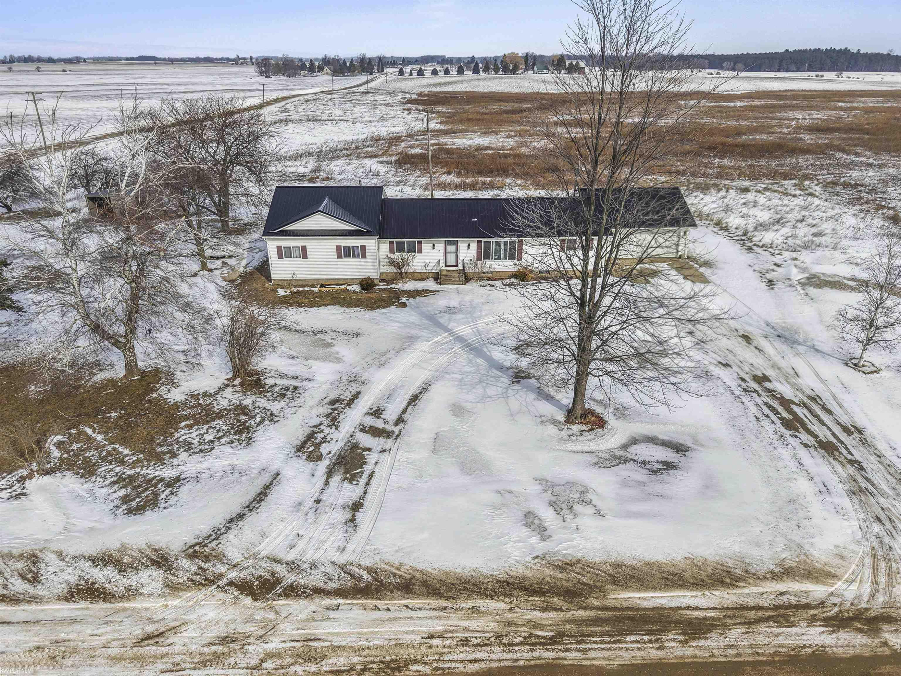 4521 Stone Road, Deckerville, MI 48427 — Photo 2