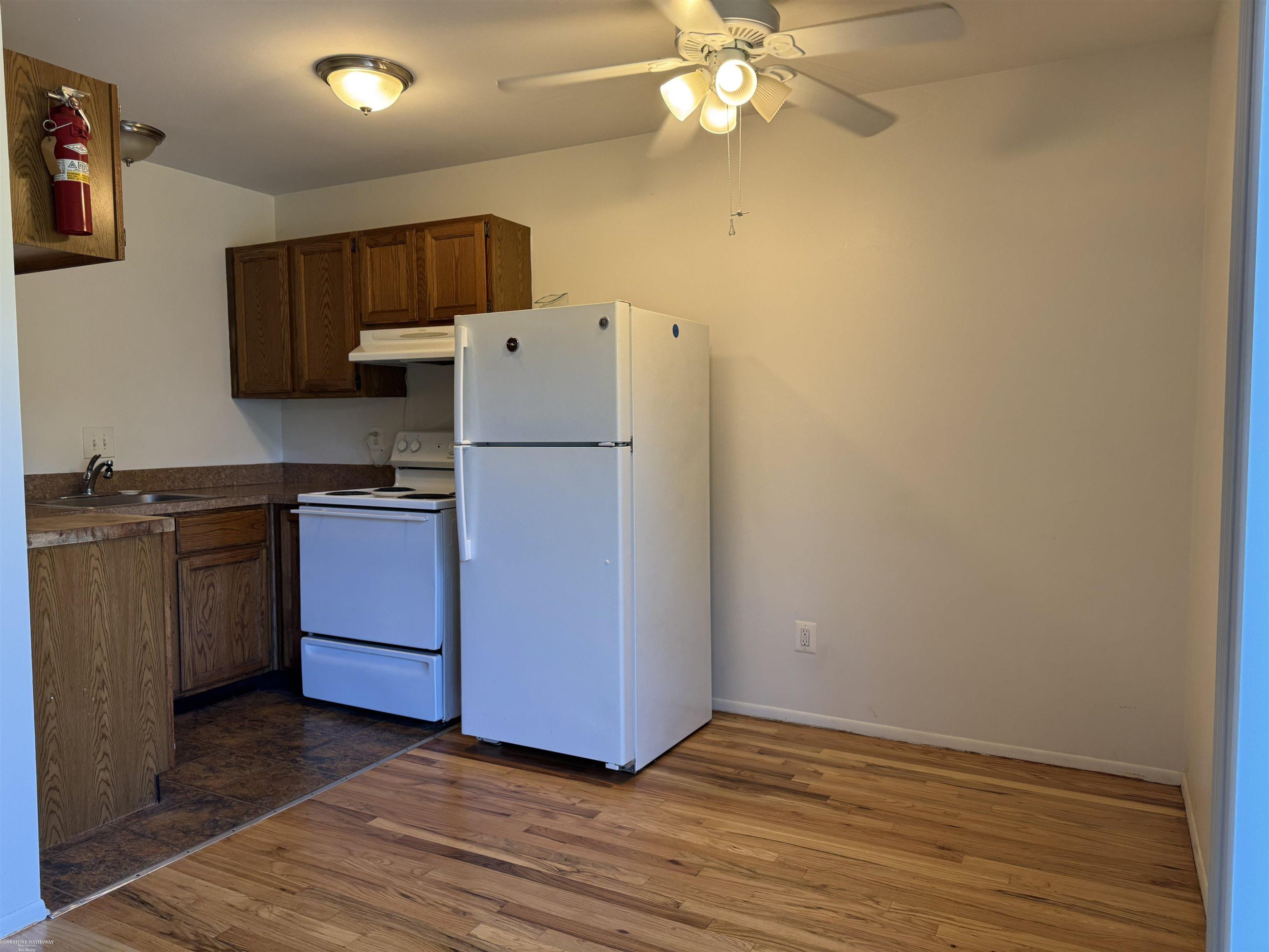 8755 Sterling Street, Center Line, MI 48015 — Photo 3