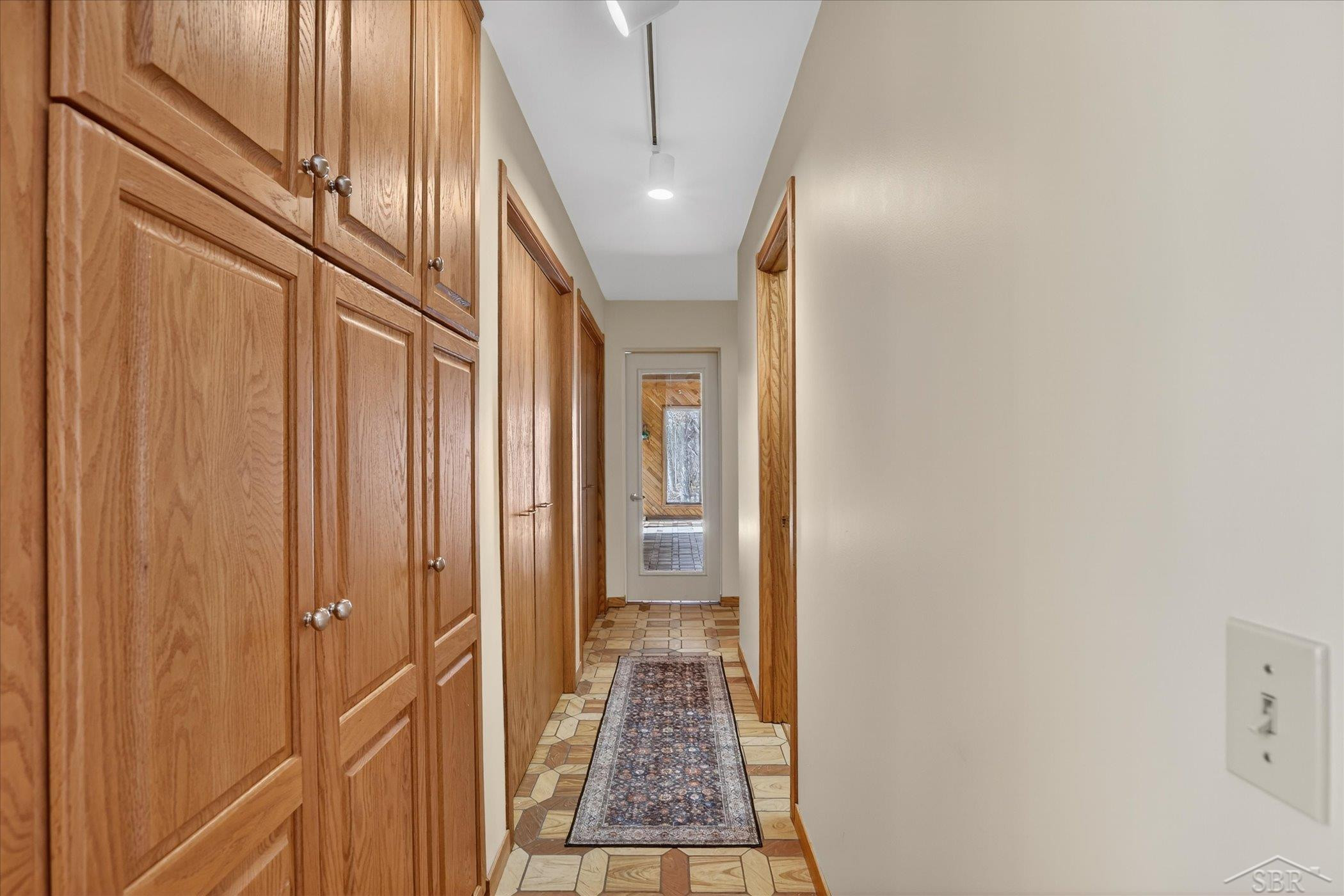 2852 E Leisure Lane, Midland, MI 48640 — Photo 23