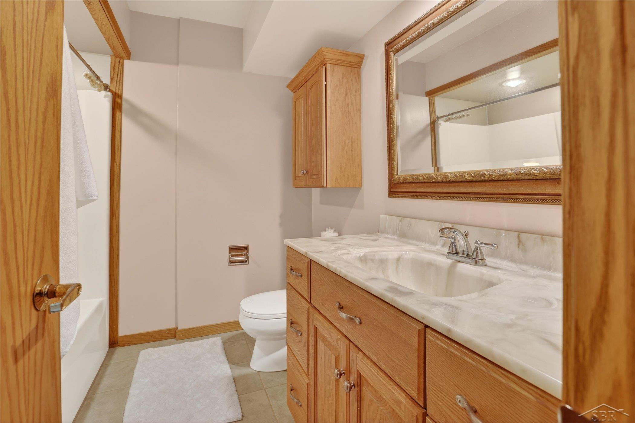 2852 E Leisure Lane, Midland, MI 48640 — Photo 43