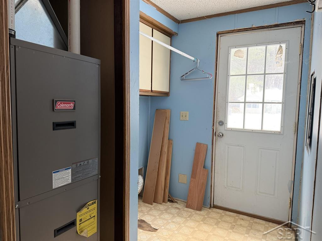 593 W Kessler Court, Sanford, MI 48657 — Photo 18