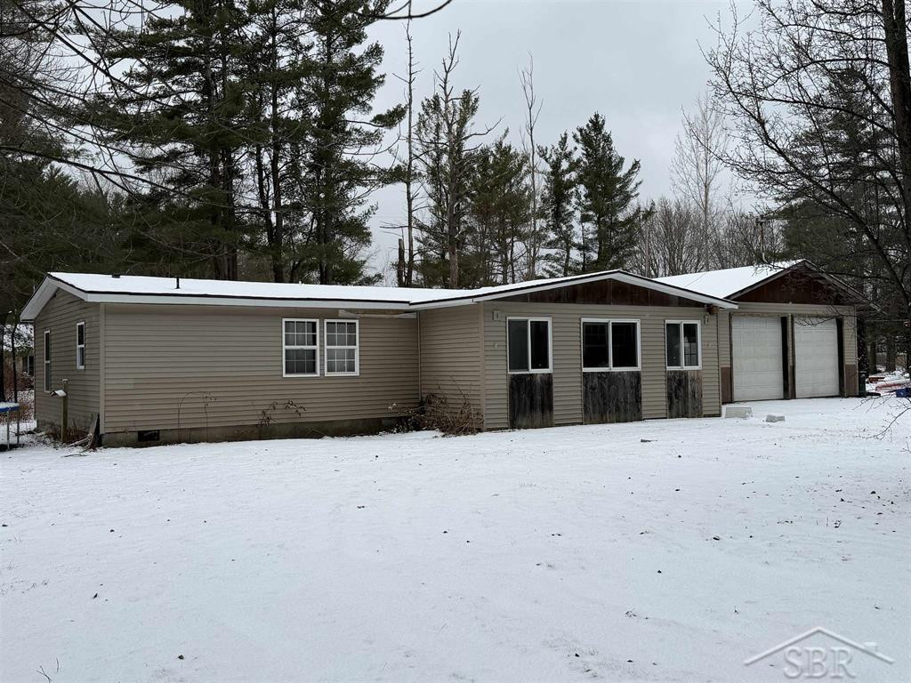 593 W Kessler Court, Sanford, MI 48657 — Photo 3