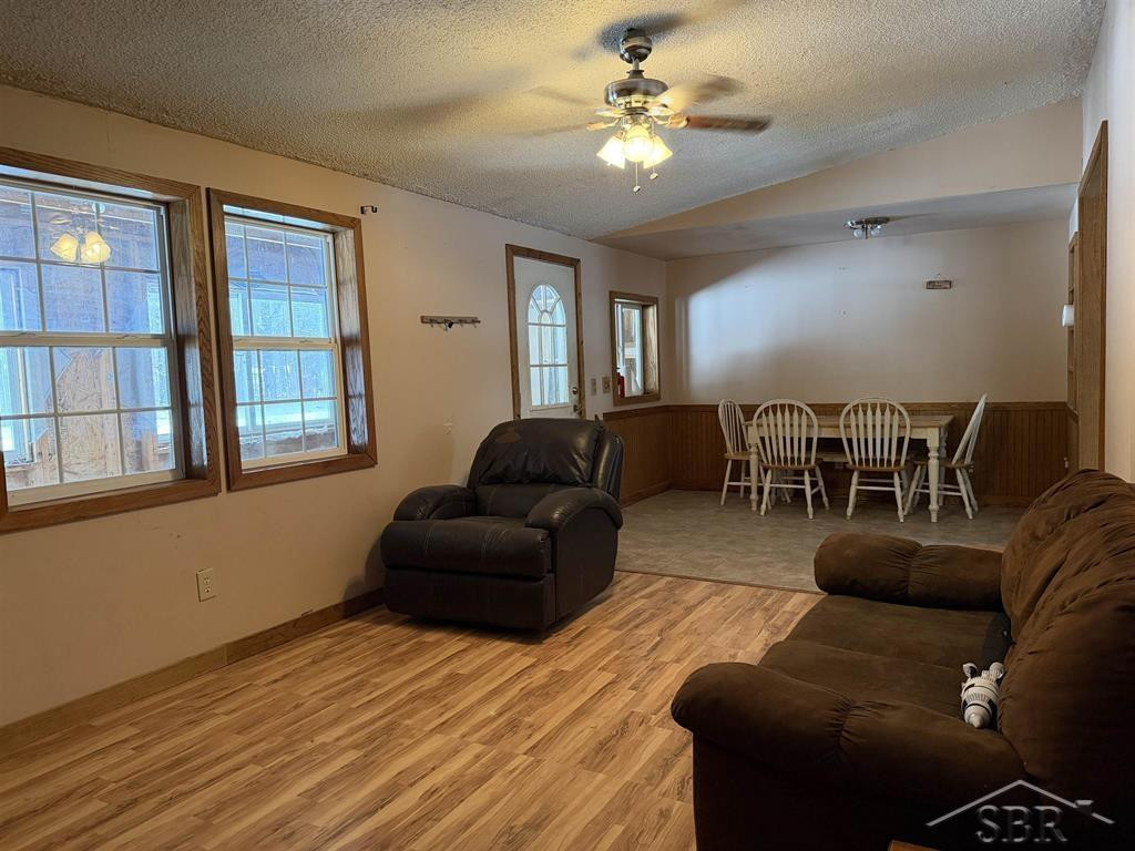593 W Kessler Court, Sanford, MI 48657 — Photo 7