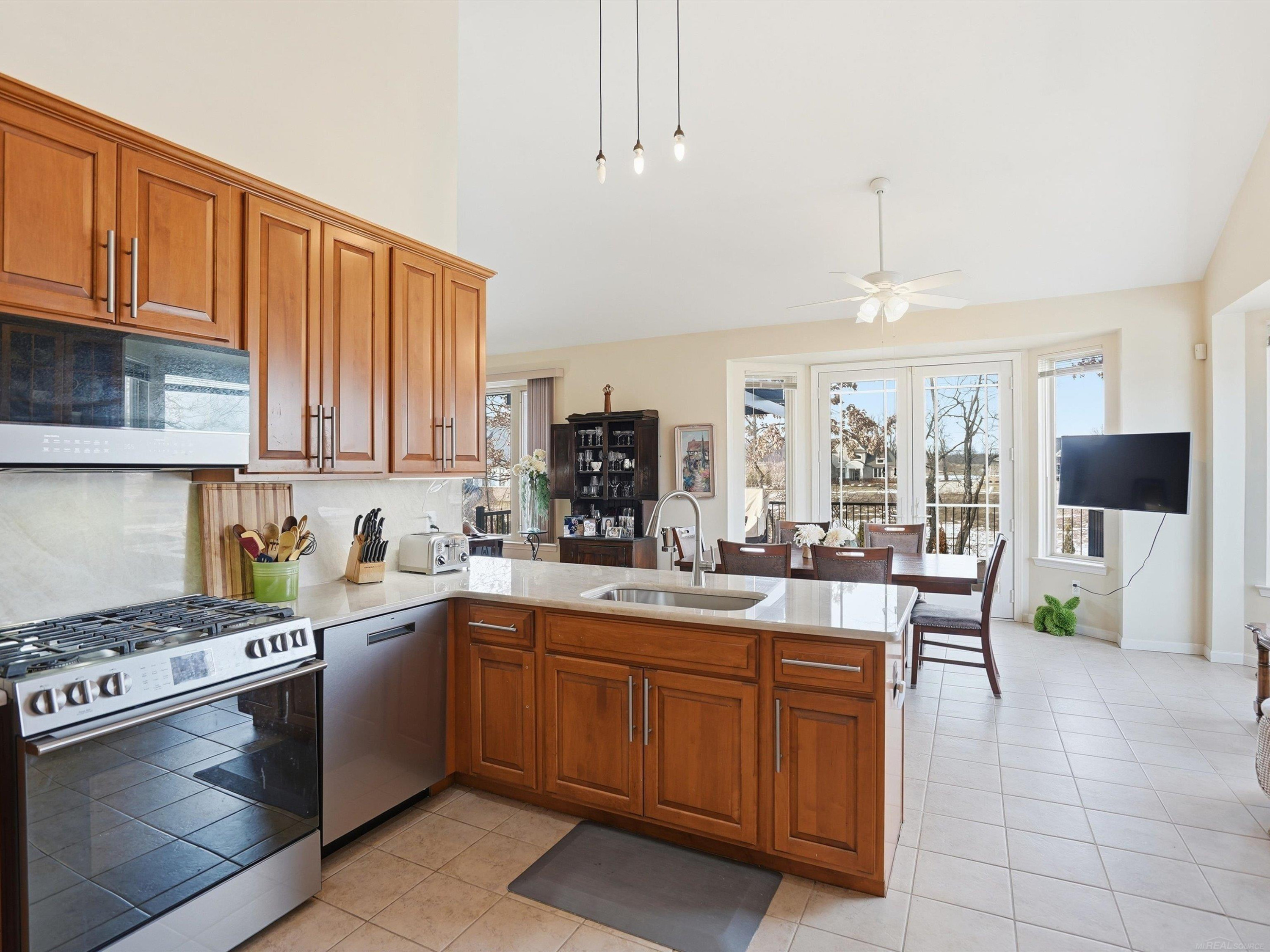 7175 N Georgetowne, MI 48095 — Photo 11