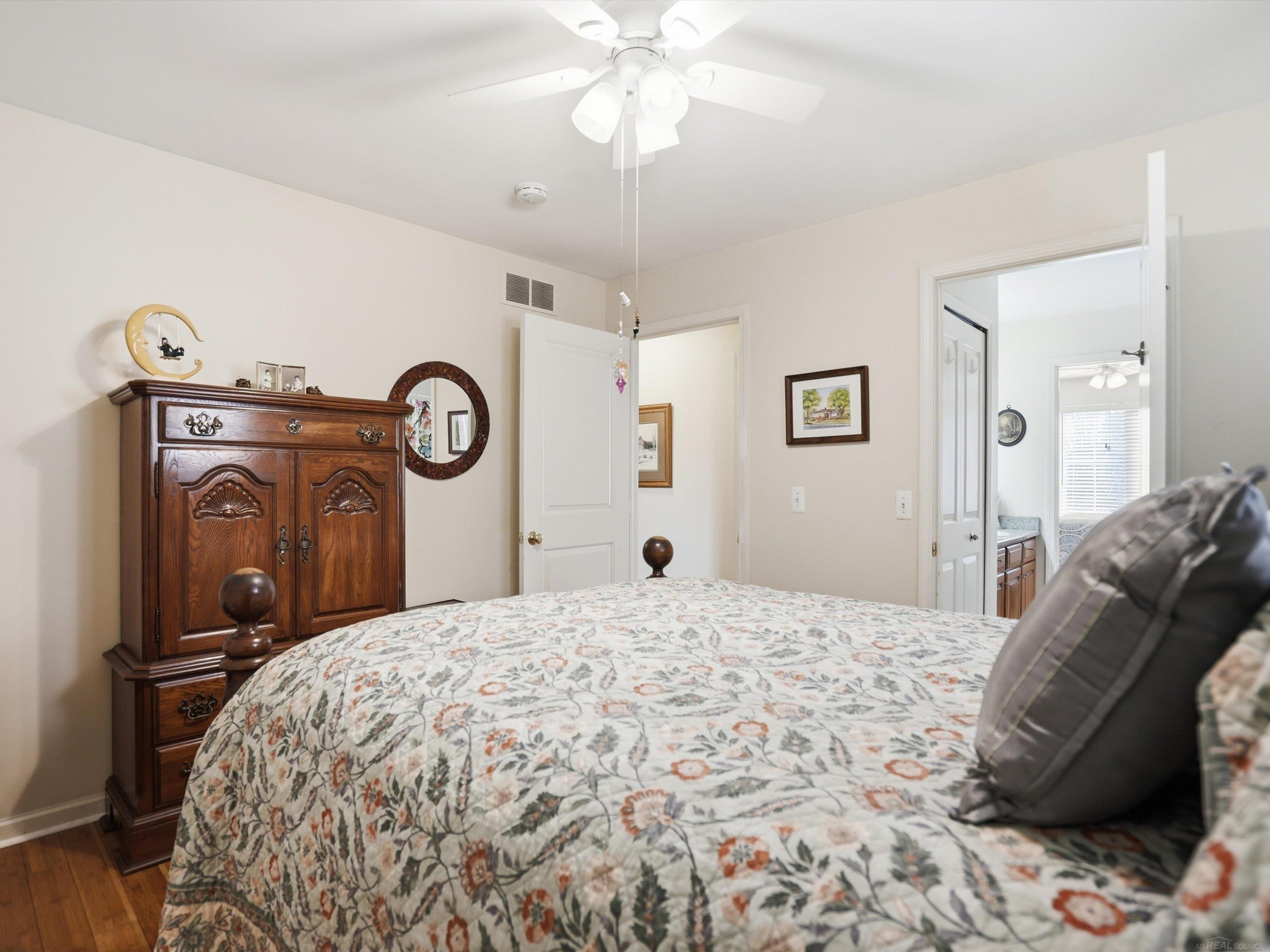 7175 N Georgetowne, MI 48095 — Photo 21
